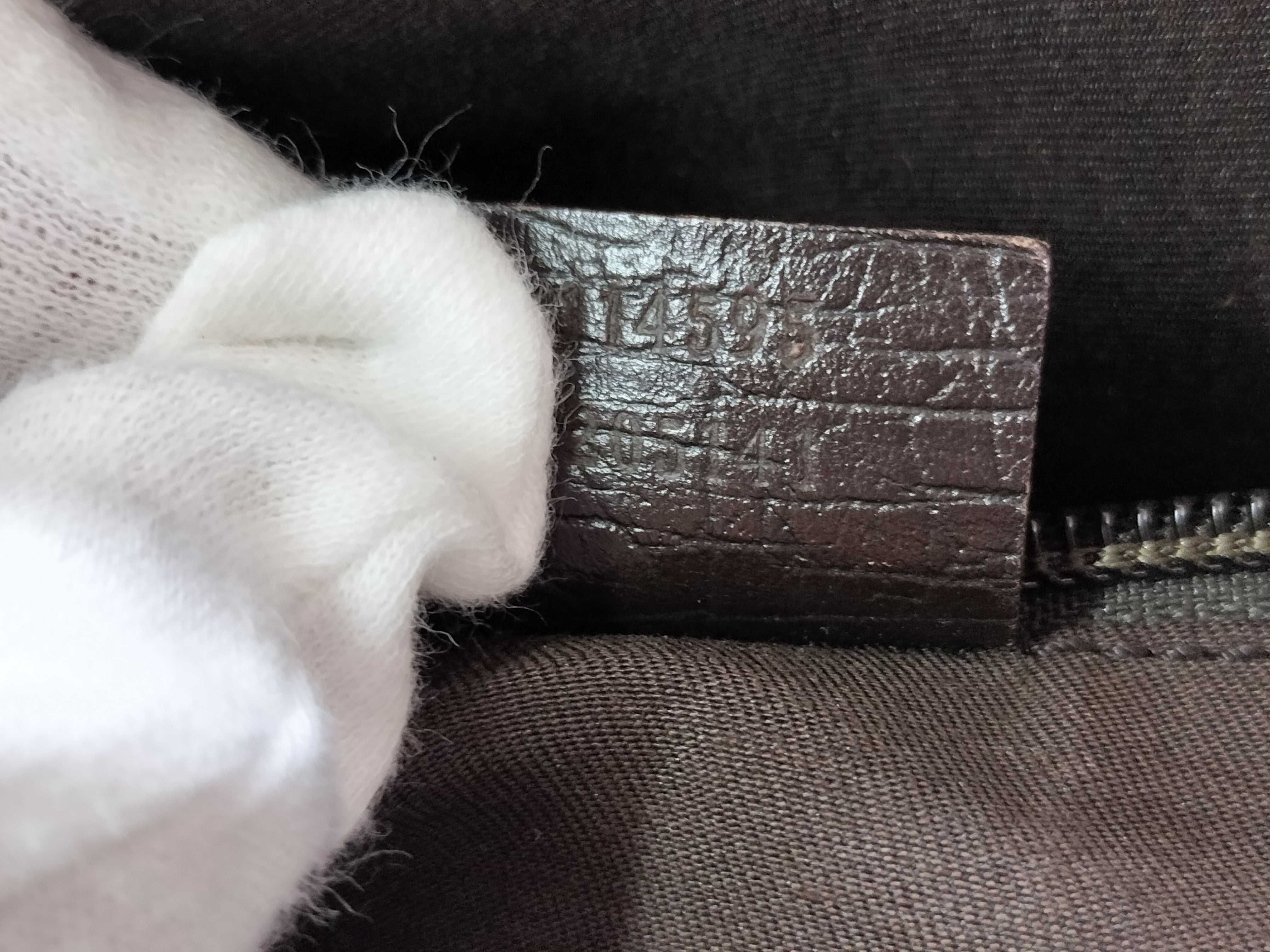 GG Supreme Tote Bag — view 9