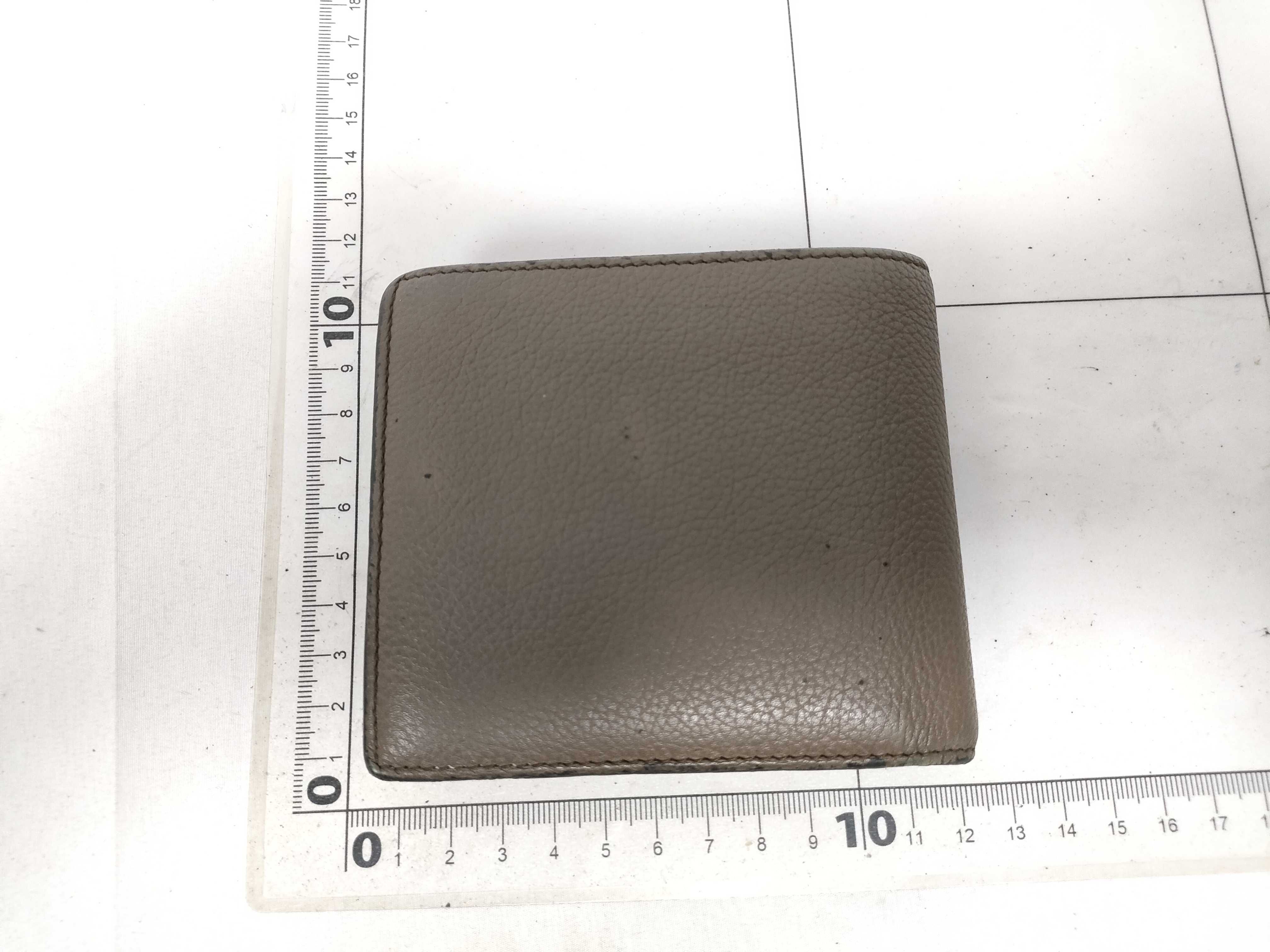 Anagram Bifold Soft Grain Bi-fold Wallet (IY8822) — view 2