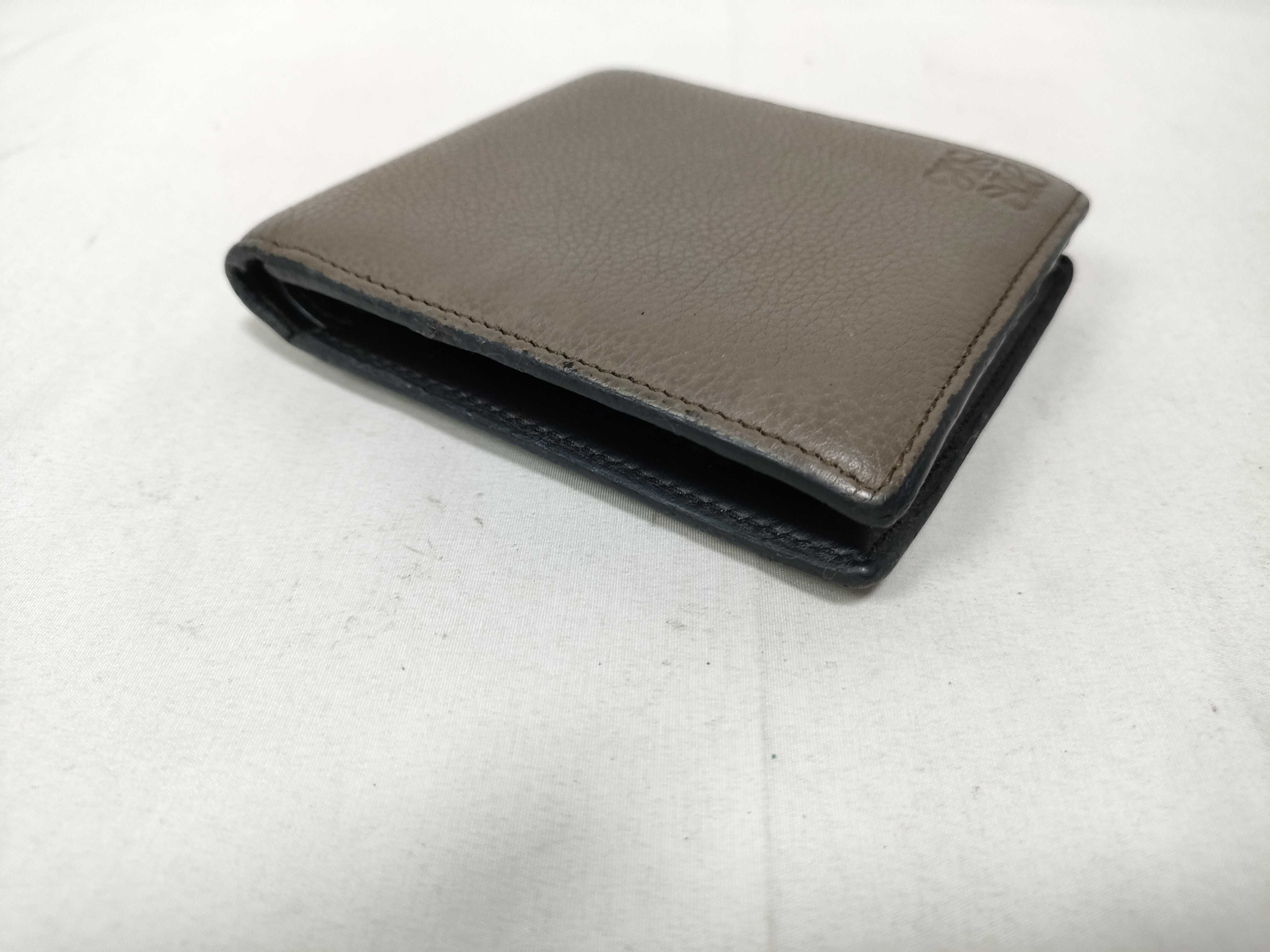 Anagram Bifold Soft Grain Bi-fold Wallet (IY8822) — view 3