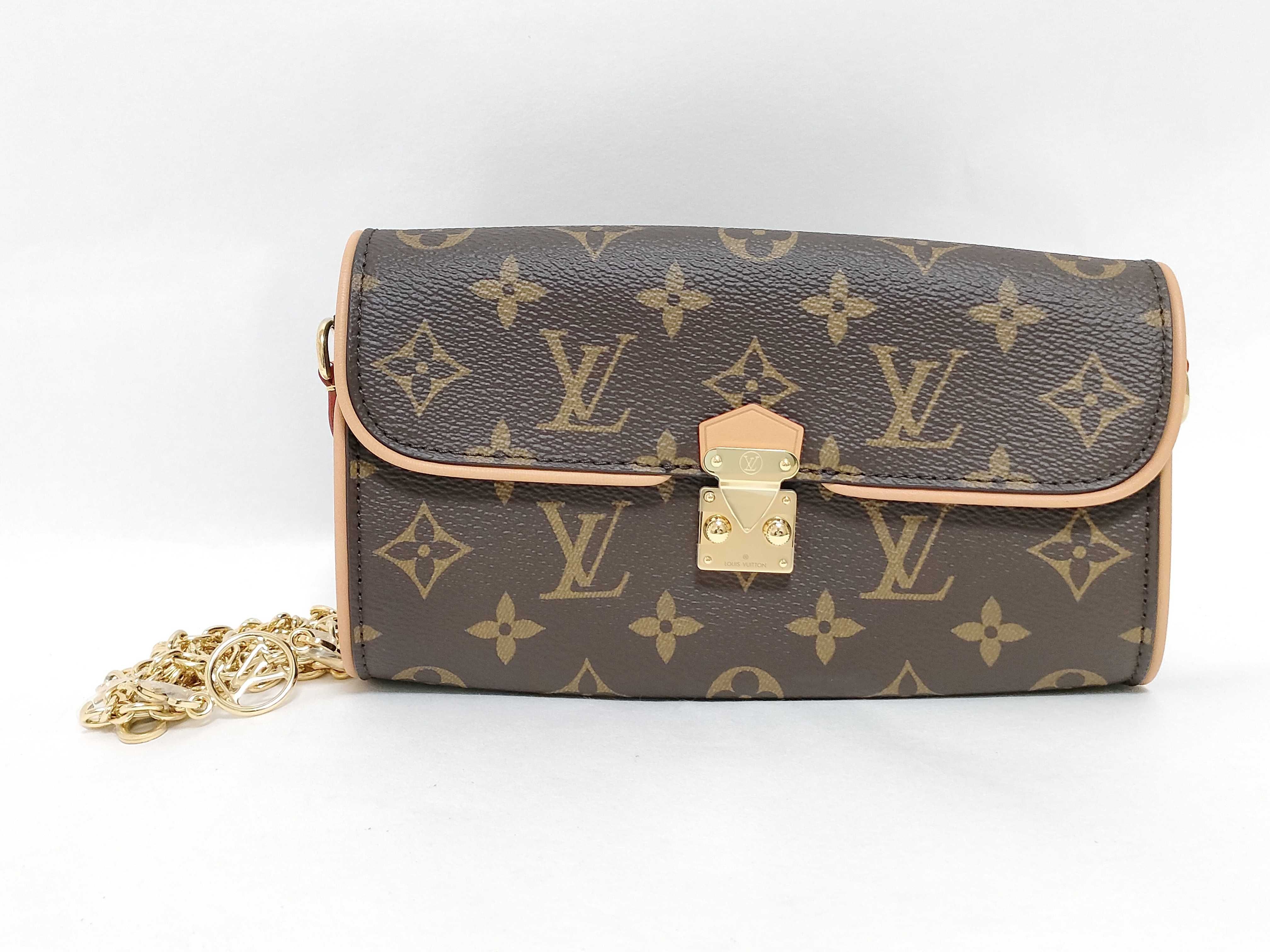 Monogram Pochette Camille M13566 Shoulder Bag