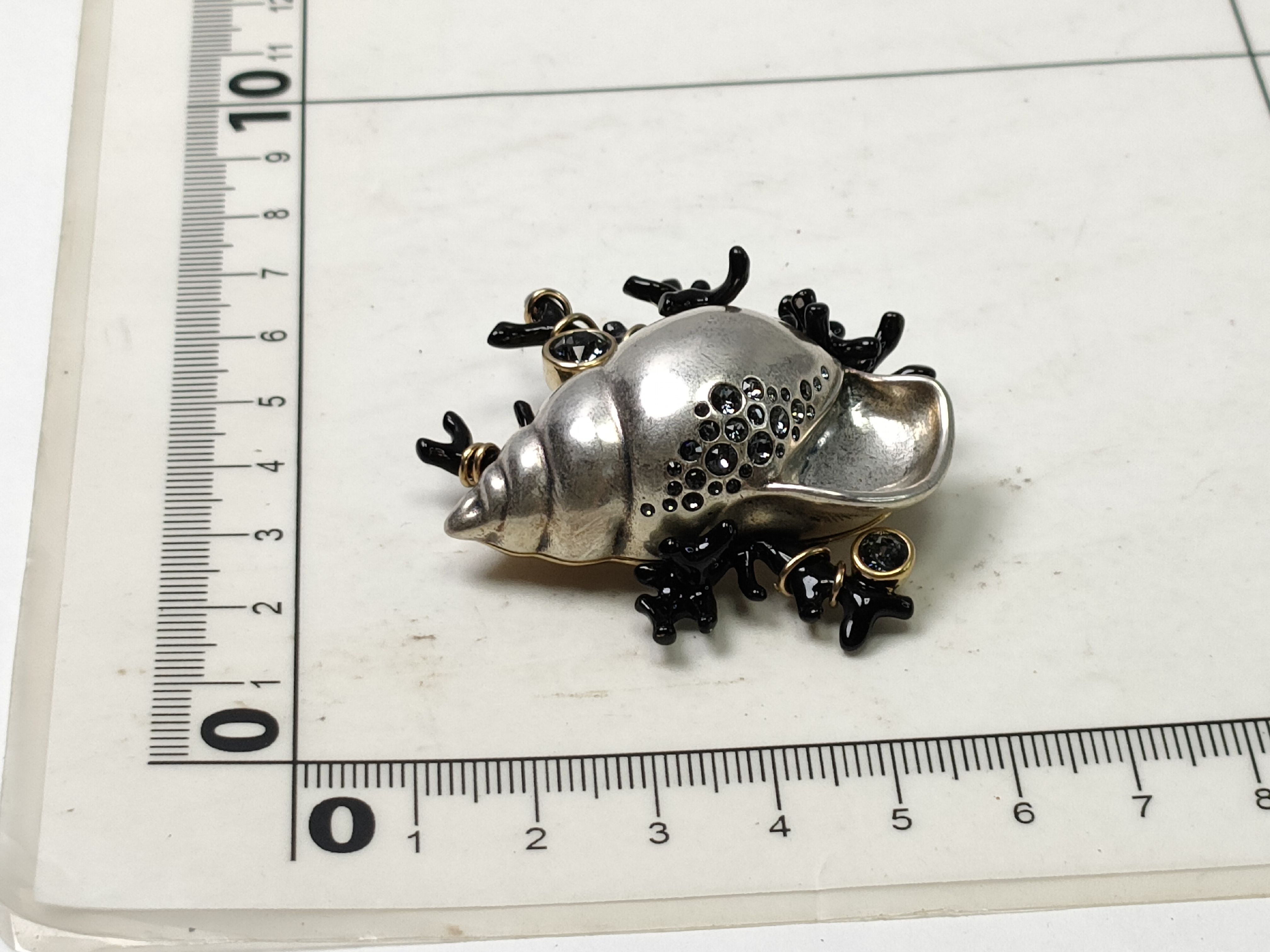 seashell and coral motif brooch — view 5