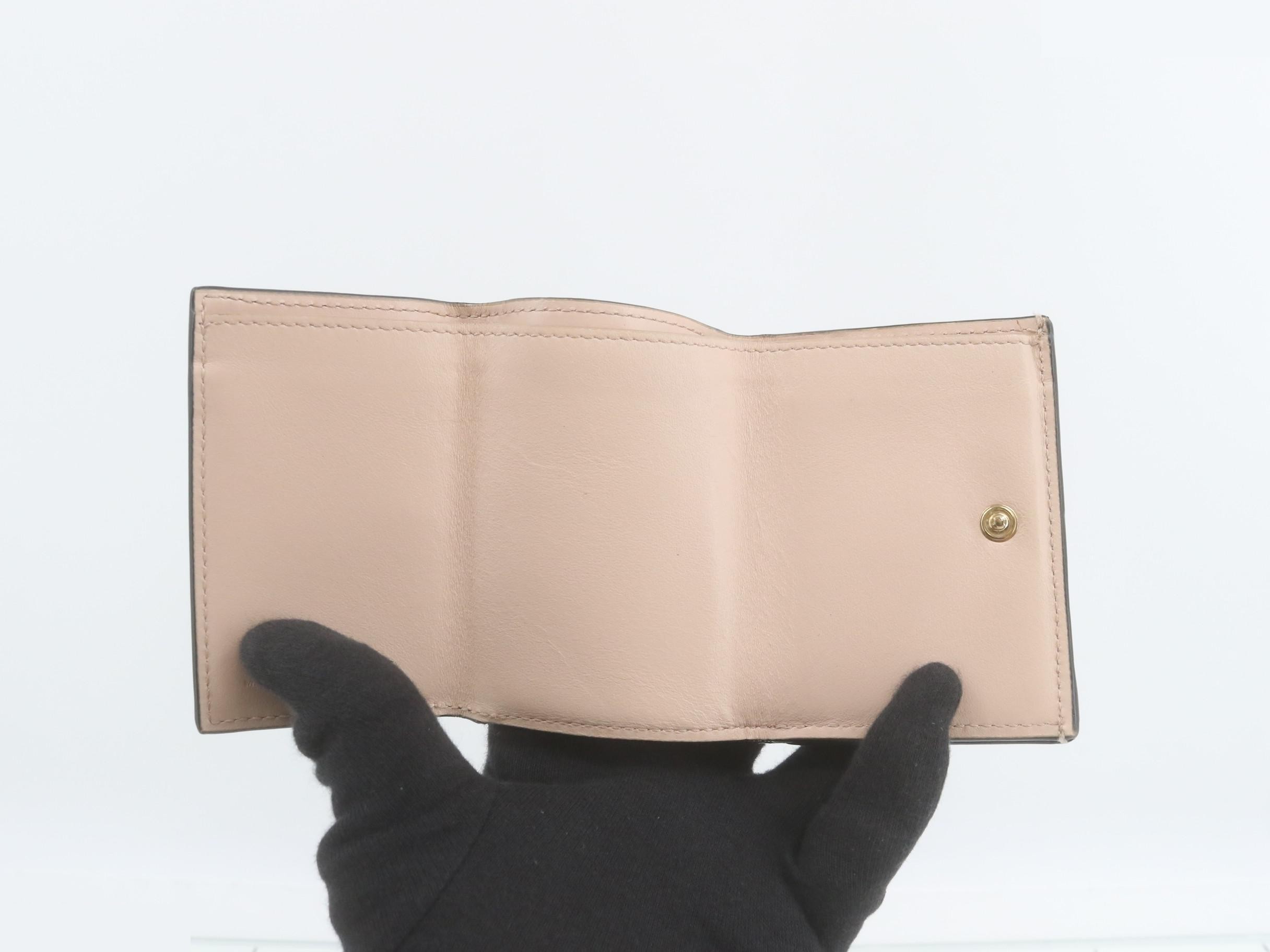 Logo wallet — view 4