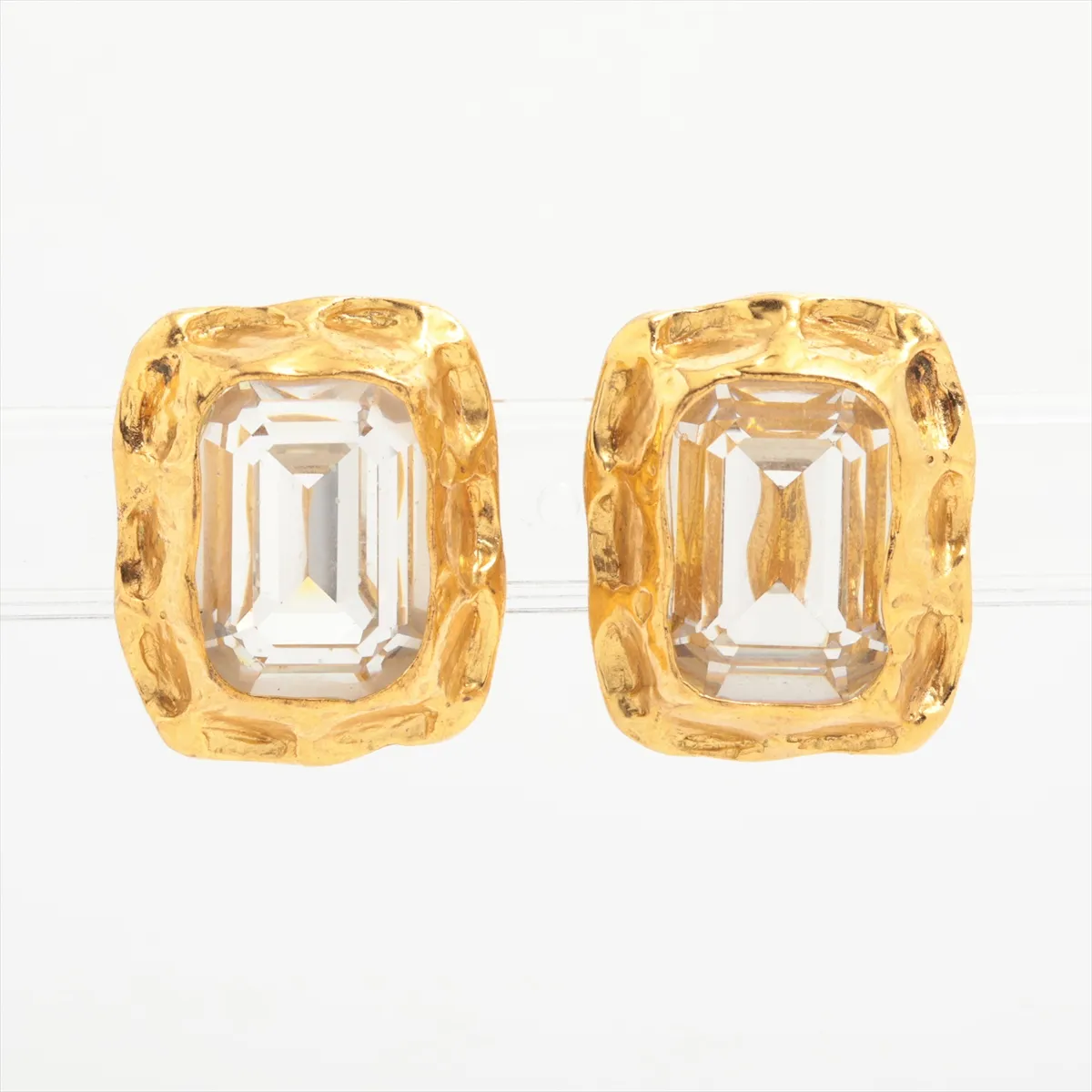 29 Earrings (for both ears) GP Gold