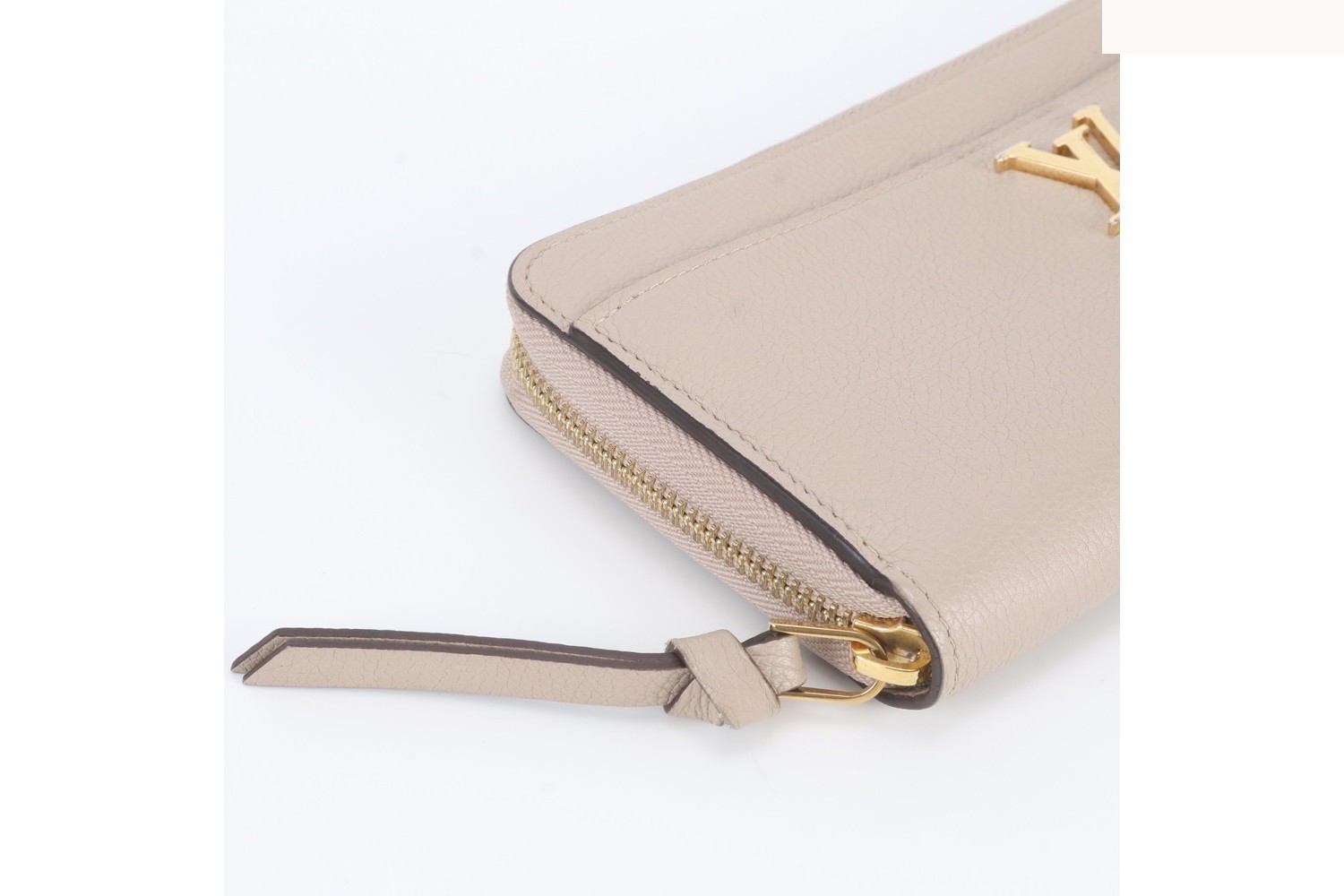 Zippy Lockme M80674 Leather Long Wallet — view 4