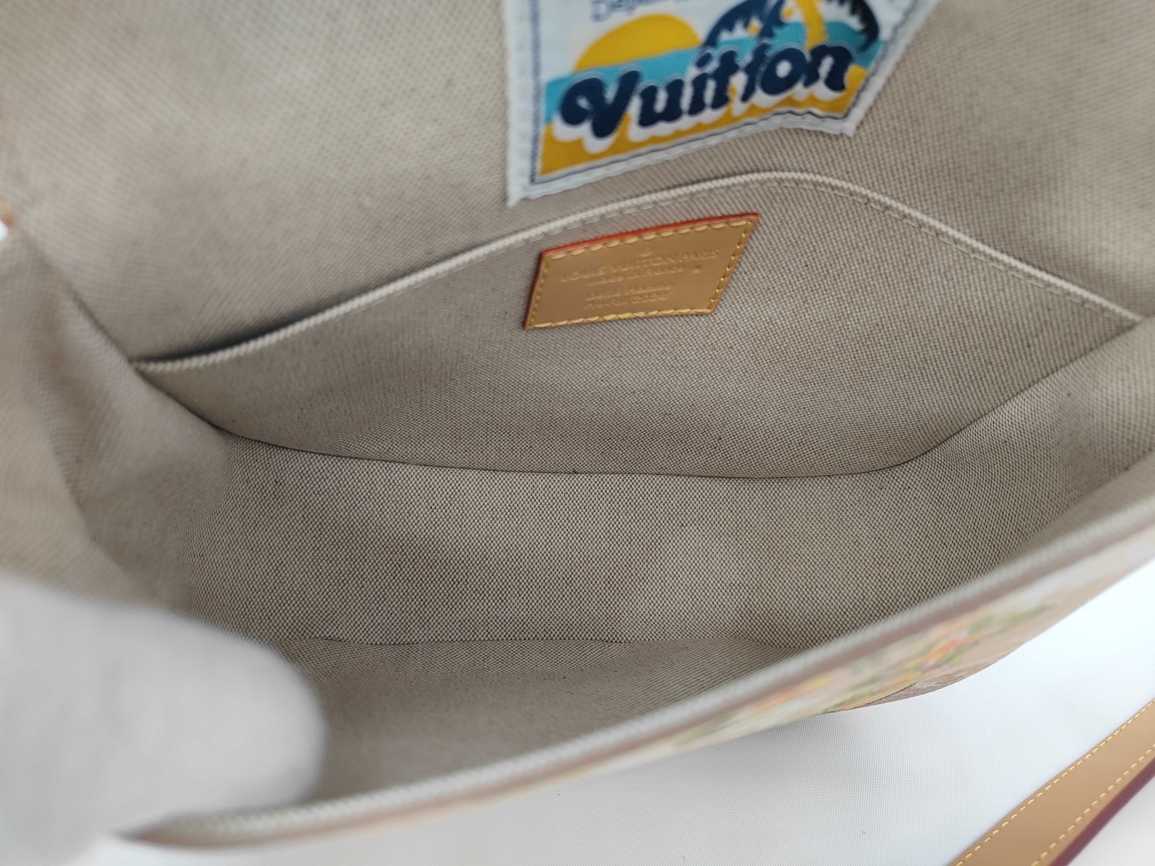 Unused Messenger Surfer Bag — view 8