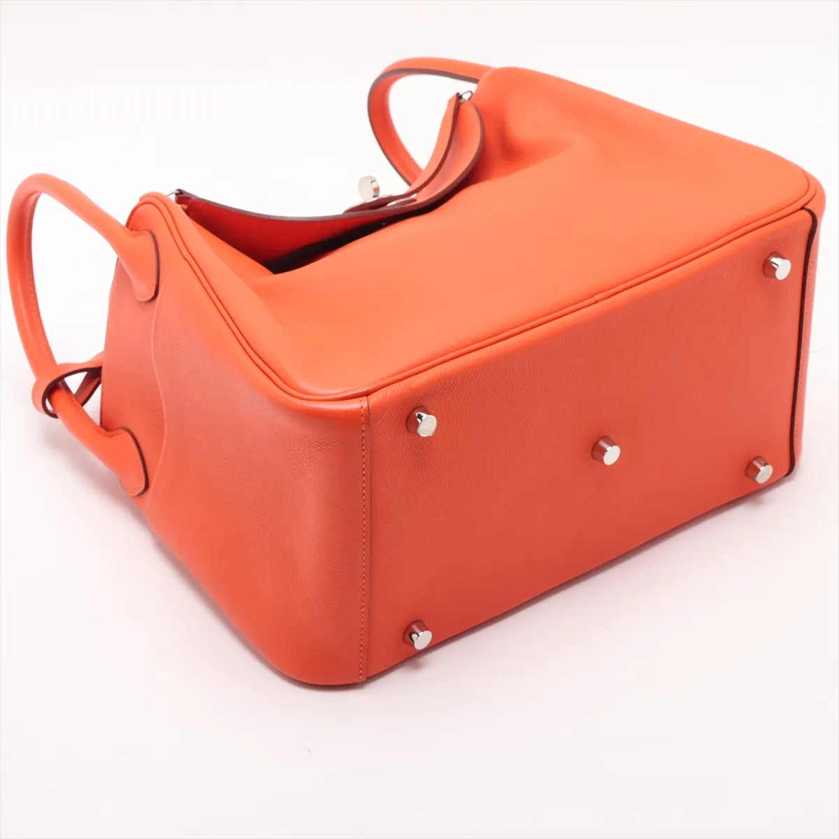 Lindy 30, Taurillon Clemence leather, orange, silver hardware Q: 2013 — view 4