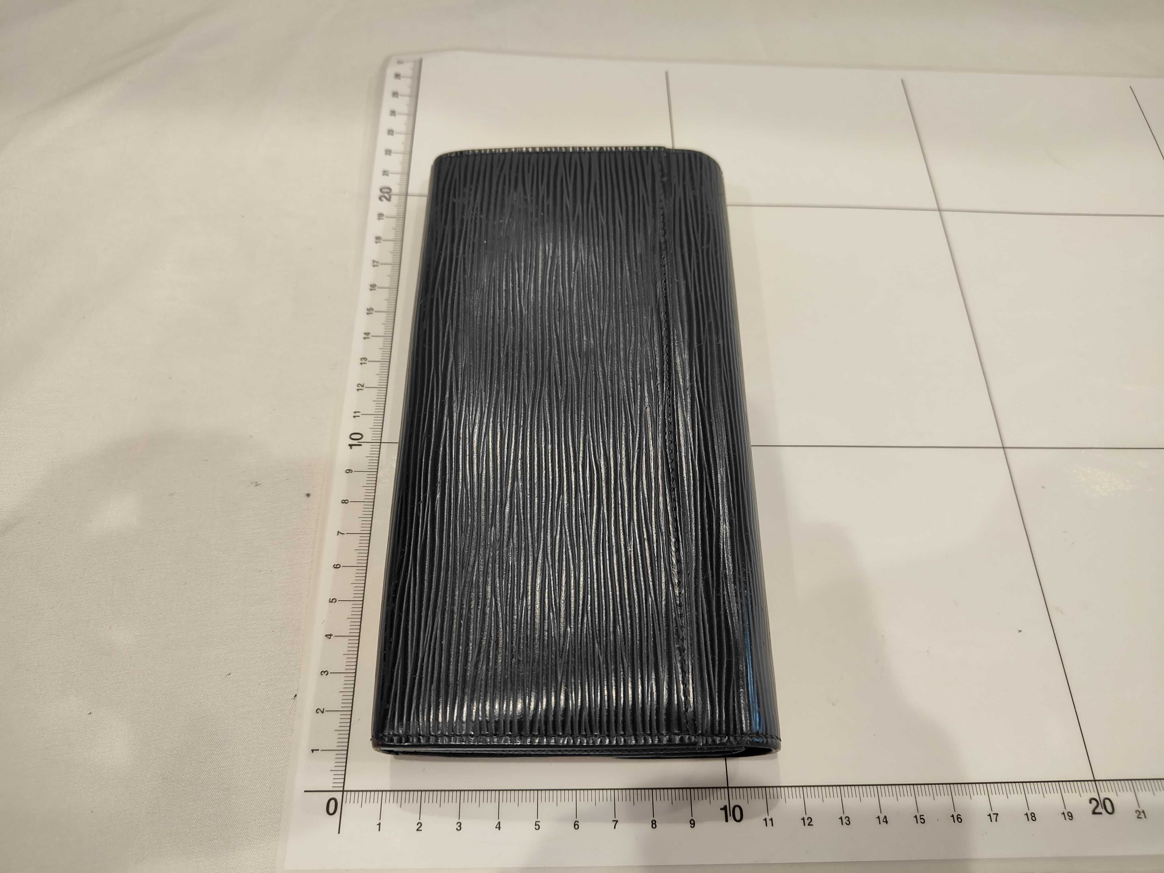 Epi Portefeuille Sarah Indigo Blue Wallet — view 2