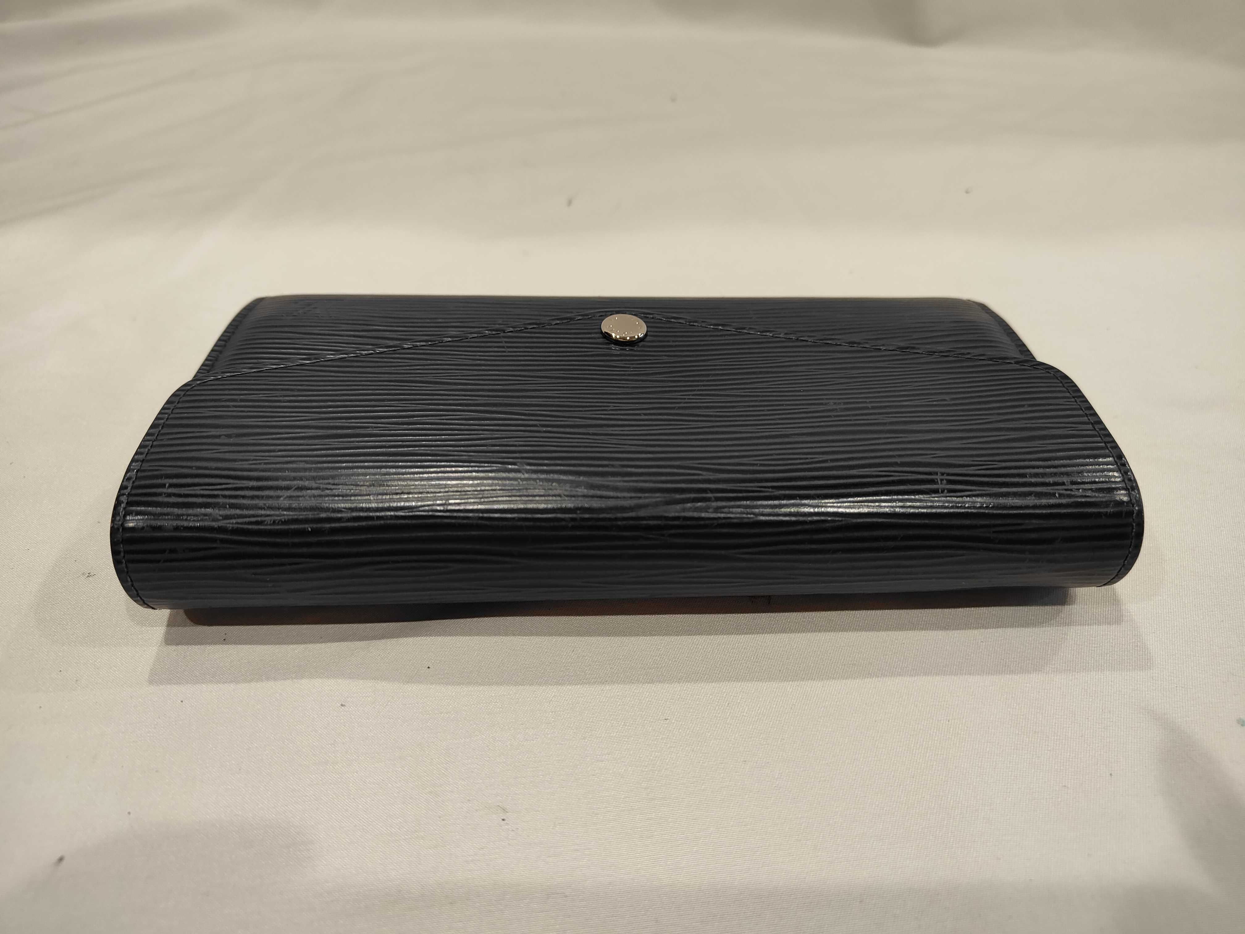 Epi Portefeuille Sarah Indigo Blue Wallet — view 11