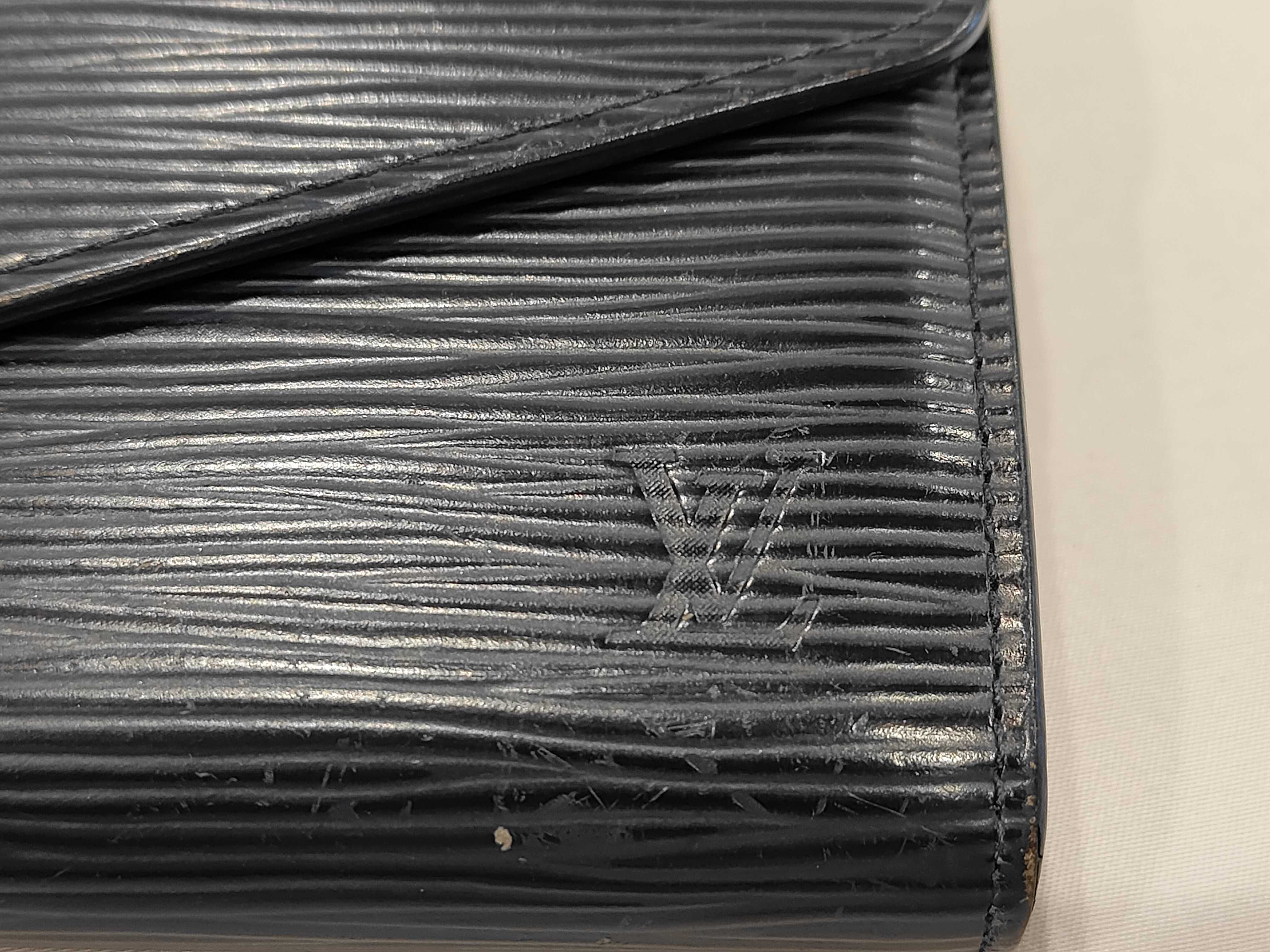 Epi Portefeuille Sarah Indigo Blue Wallet — view 3