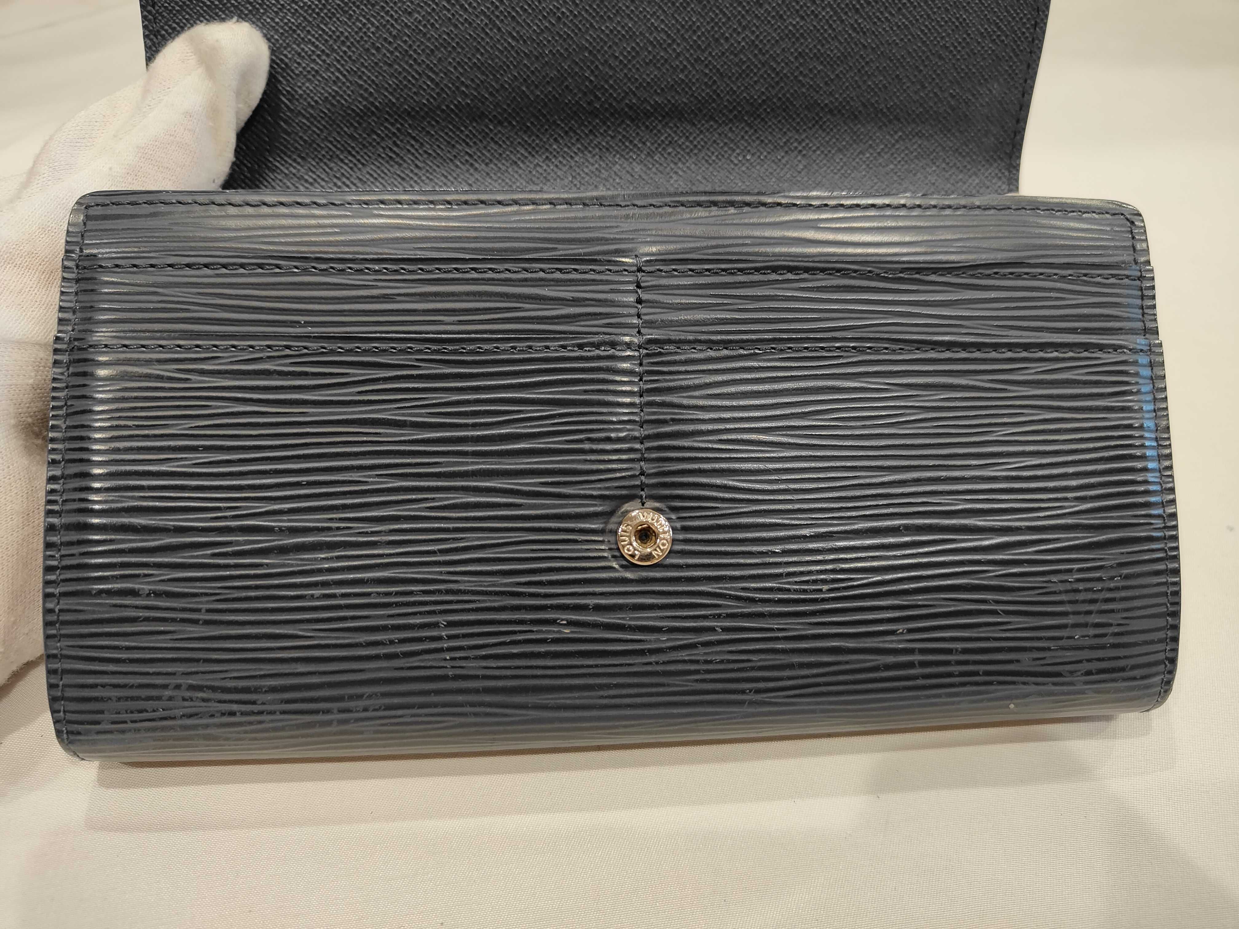 Epi Portefeuille Sarah Indigo Blue Wallet — view 7