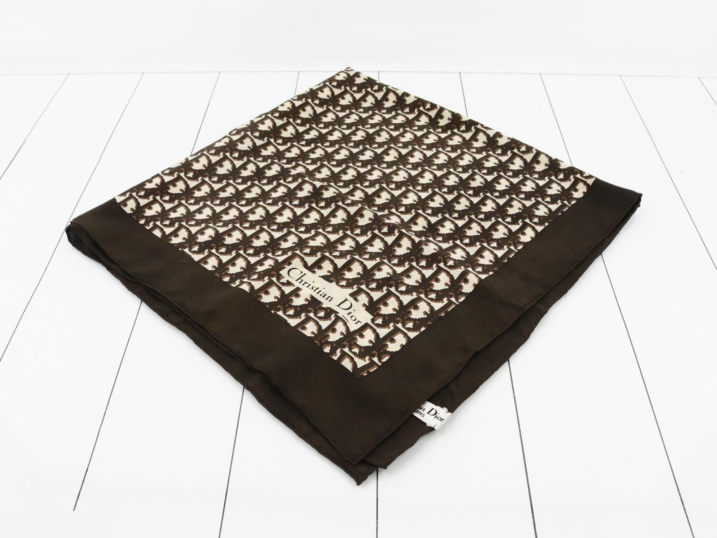Trotter scarf, brown, silk