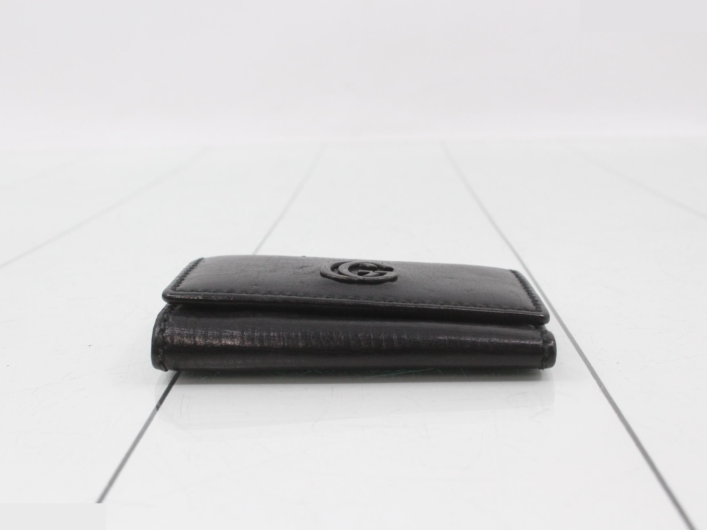 Key case — view 3