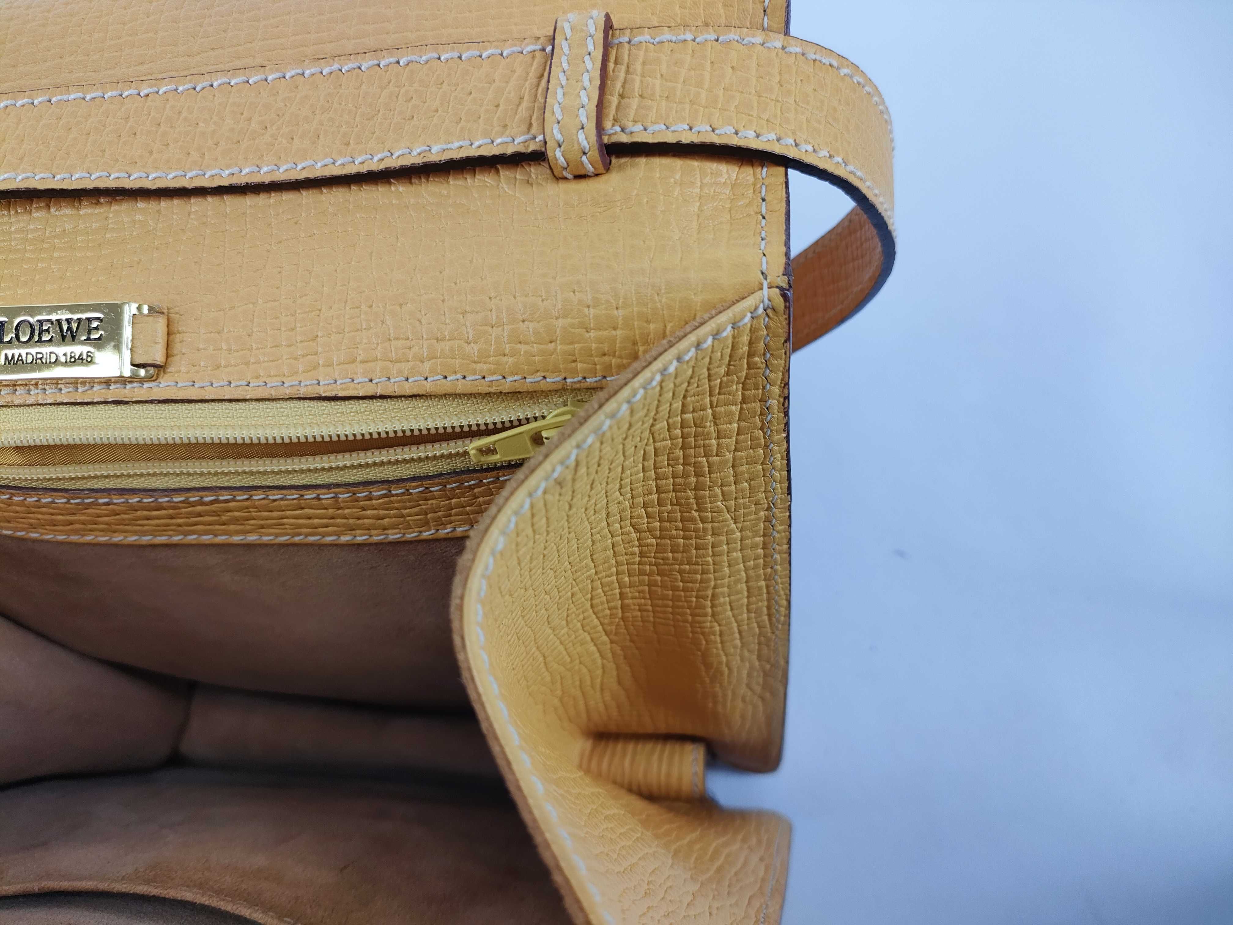 Barcelona 2-Way Handbag — view 12