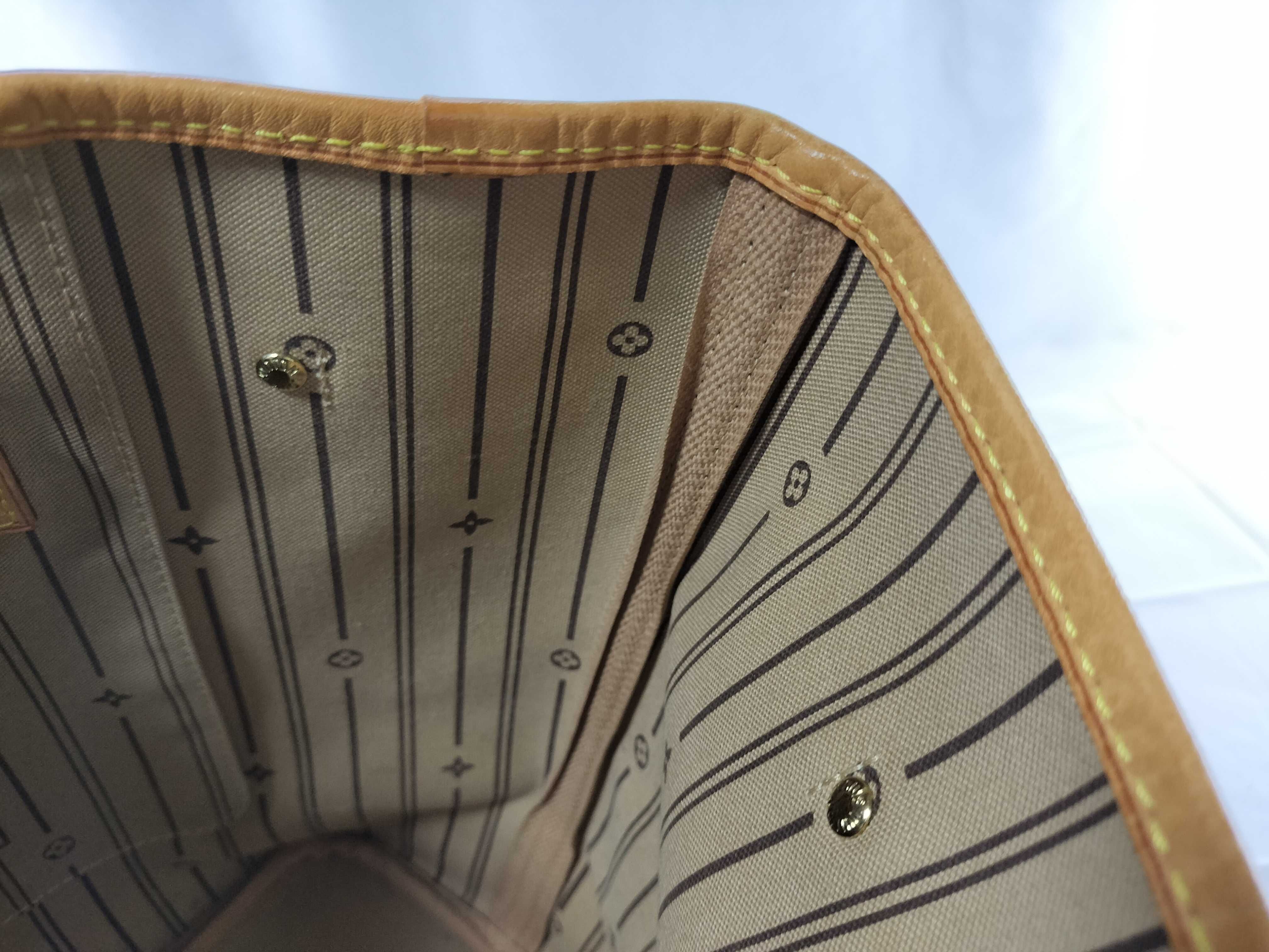 Monogram Old Neverfull Tote Bag — view 8