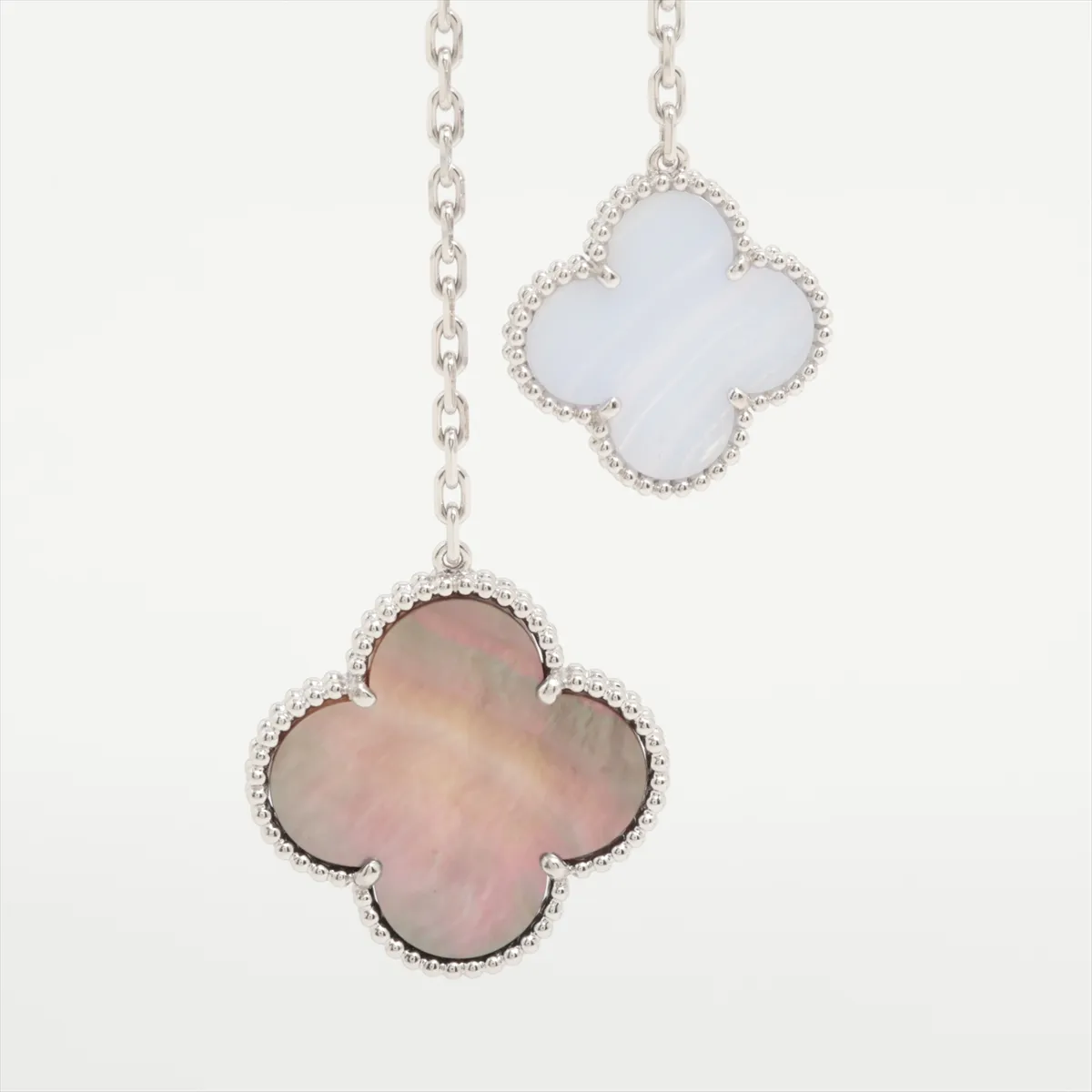 Magic Alhambra 6P Shell Chalcedony Necklace 750(WG) 28.4g JB951395 VCARN18900 — view 2