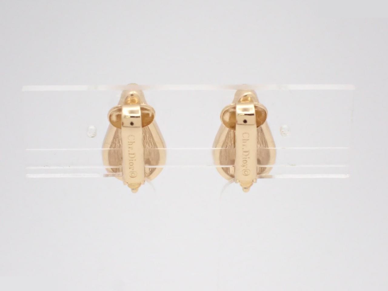 Other lines: Precious metals and earrings — view 2