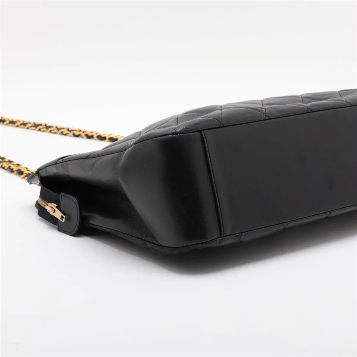 Matelassé Lambskin Chain Tote Bag, Black with Gold Hardware, Item No. 1373252 — view 4