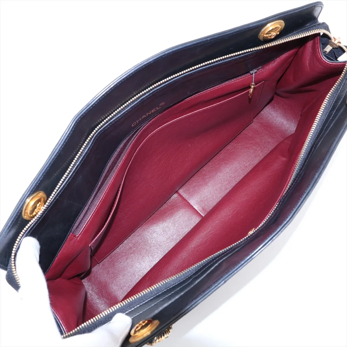 Matelassé Lambskin Chain Tote Bag, Black with Gold Hardware, Item No. 1373252 — view 7