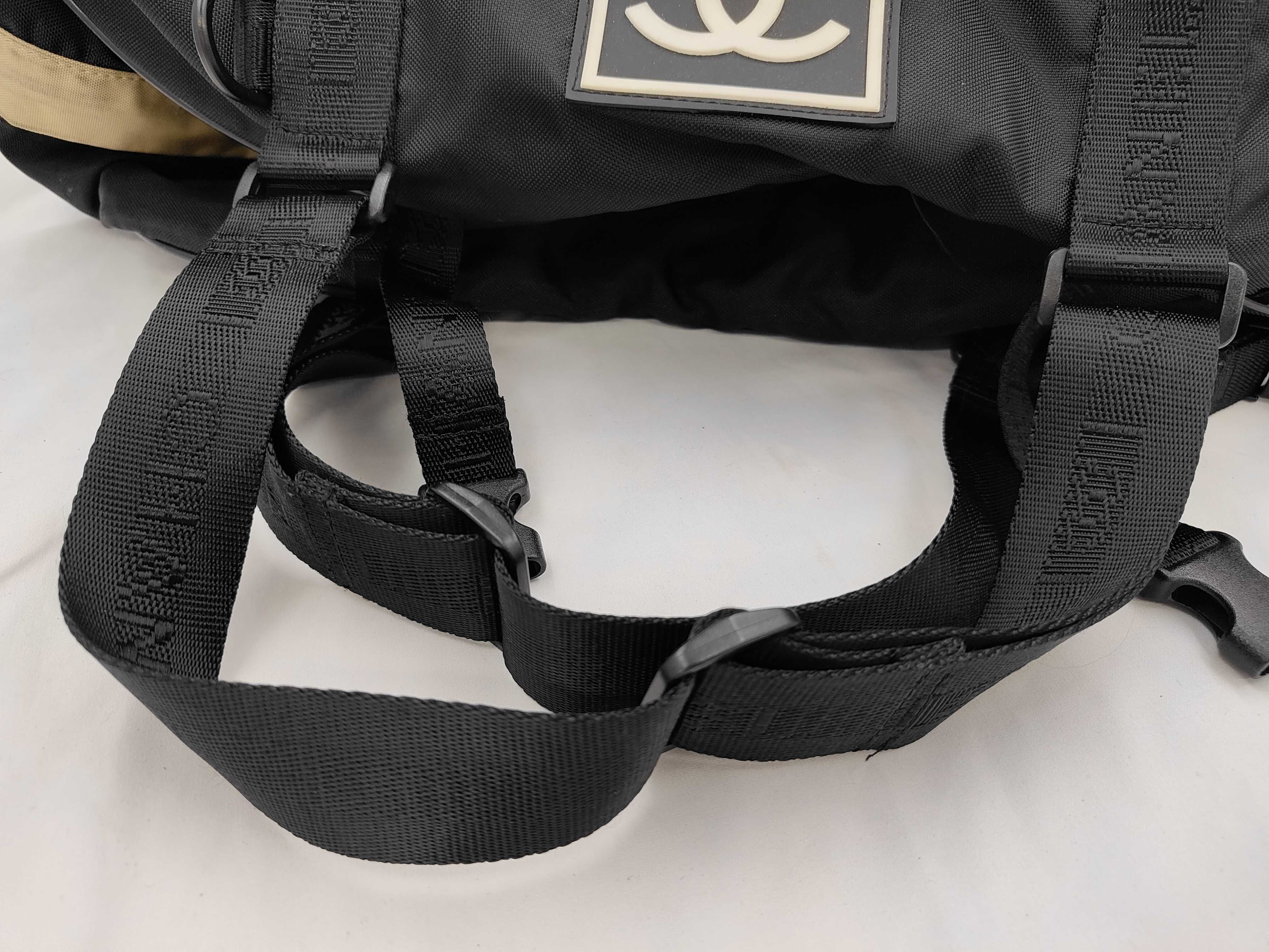 sports bag — view 3