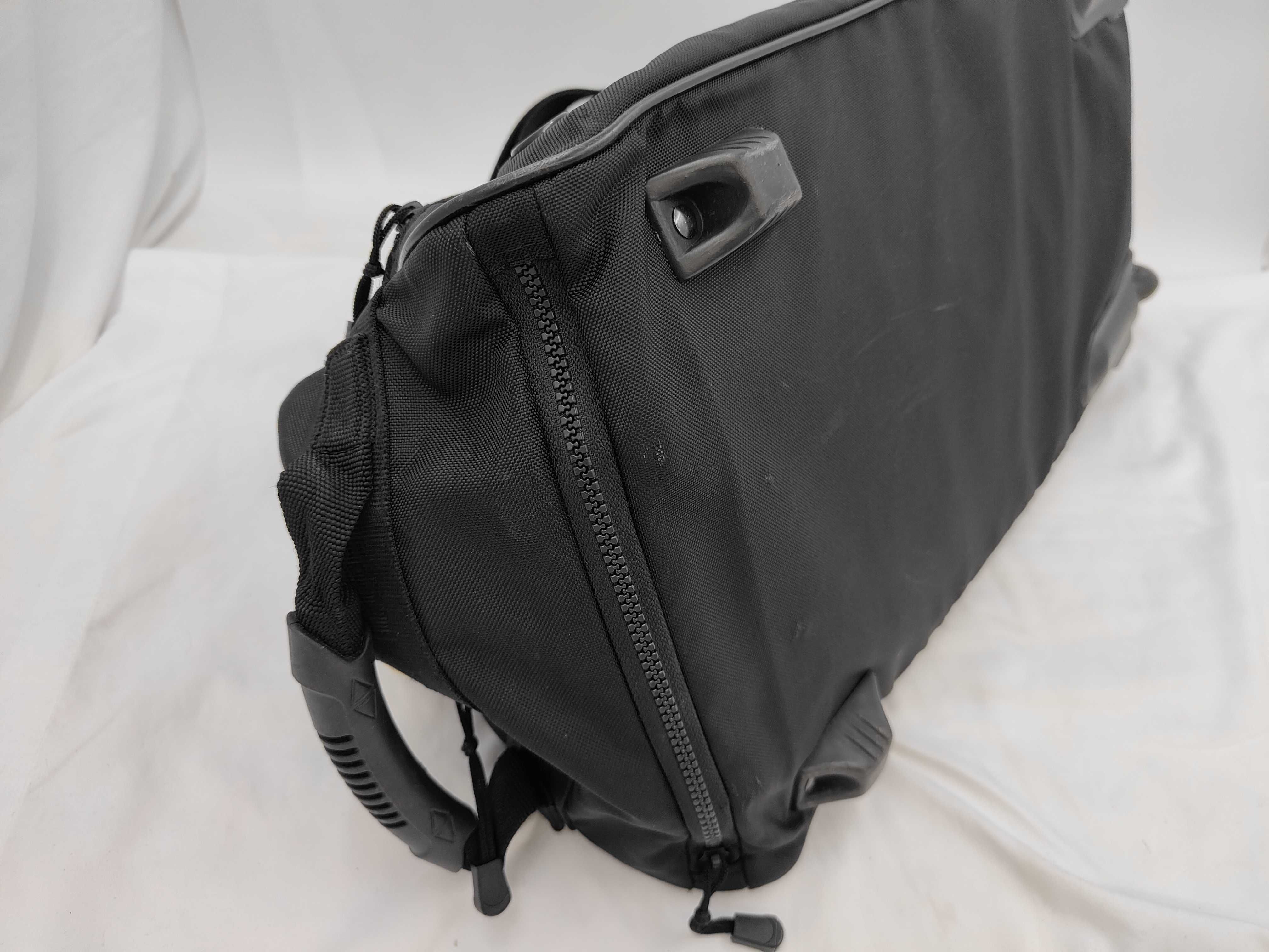 sports bag — view 7
