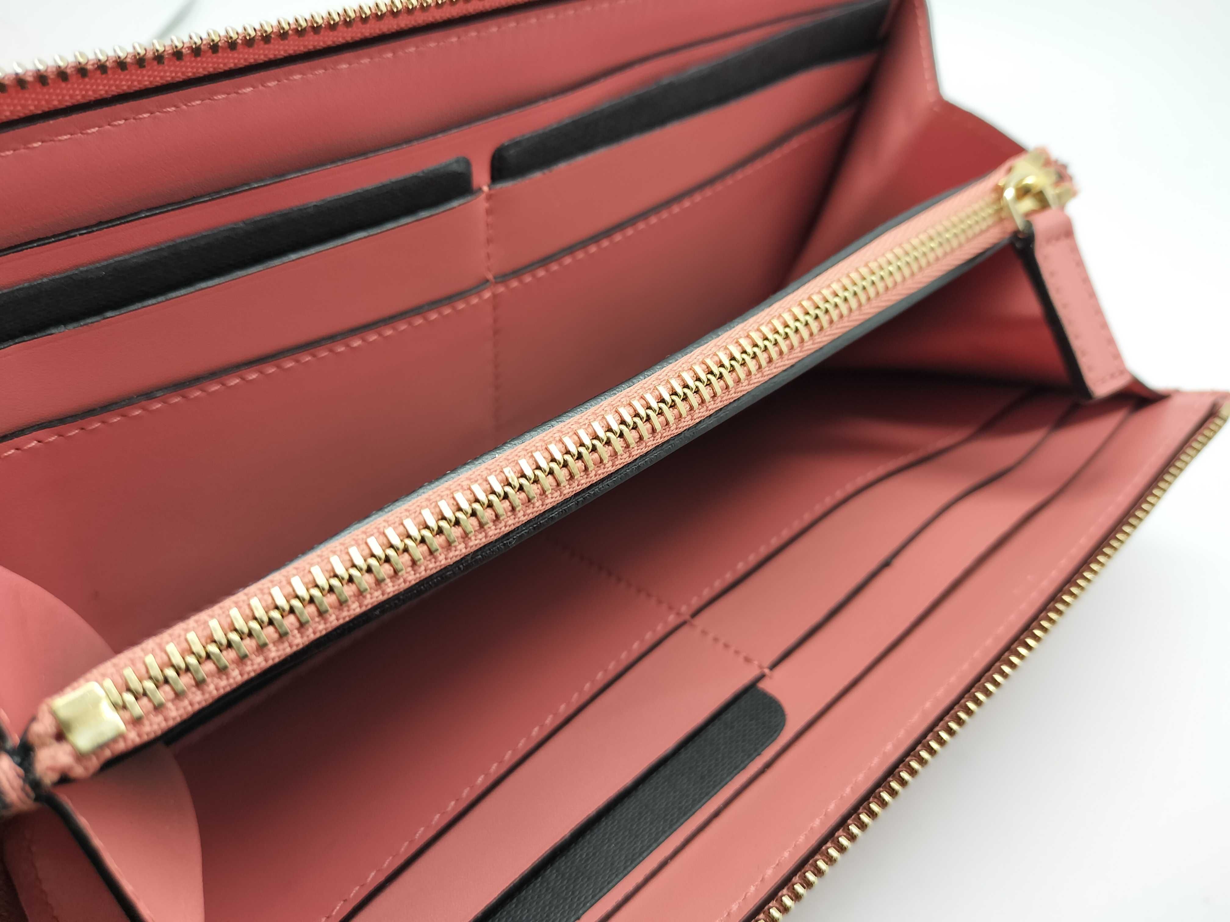 Serpenti Long Wallet Zip Wallet — view 9