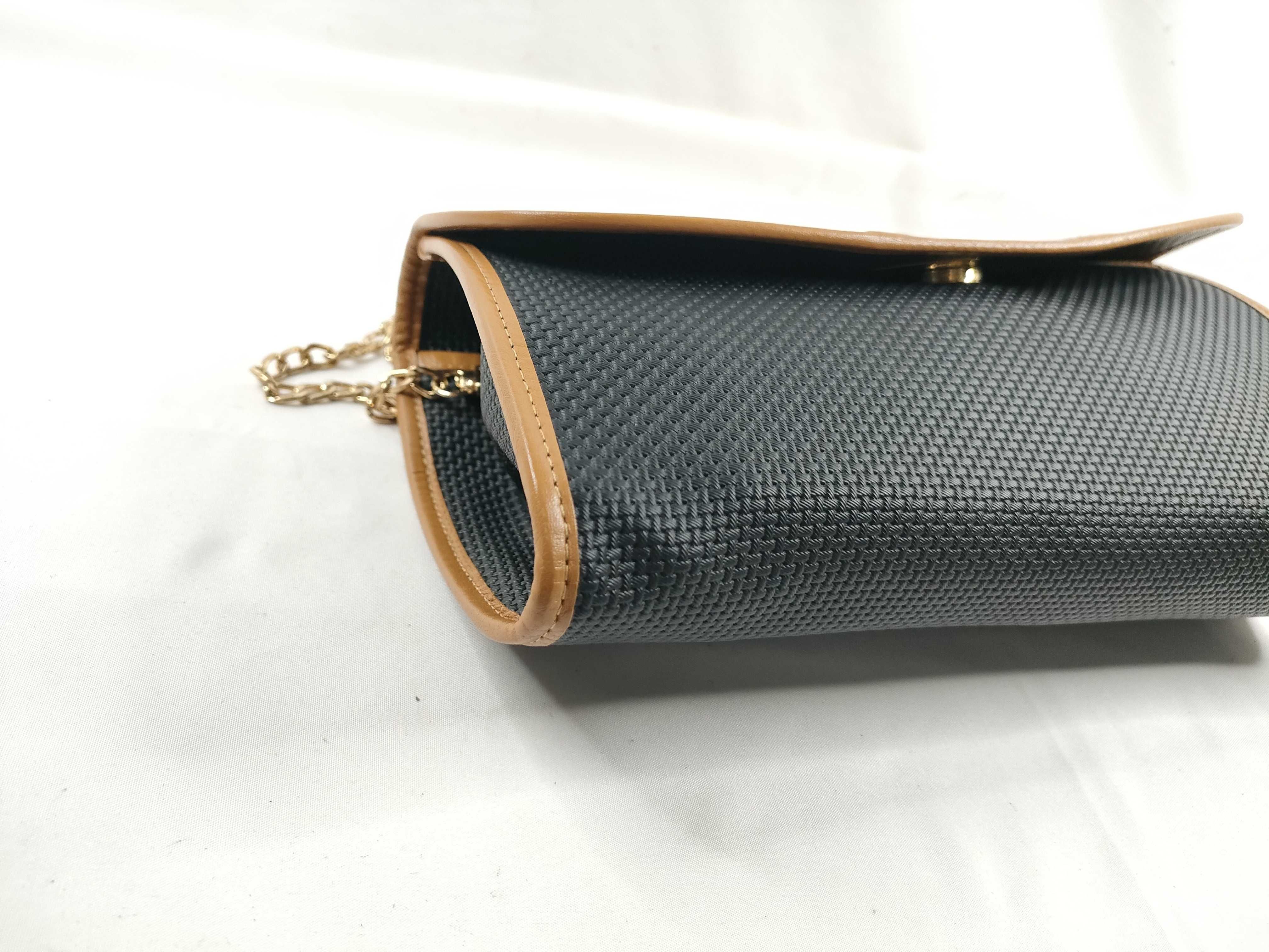 shoulder bag, Yves Saint Laurent chain shoulder bag, shoulder bag — view 3