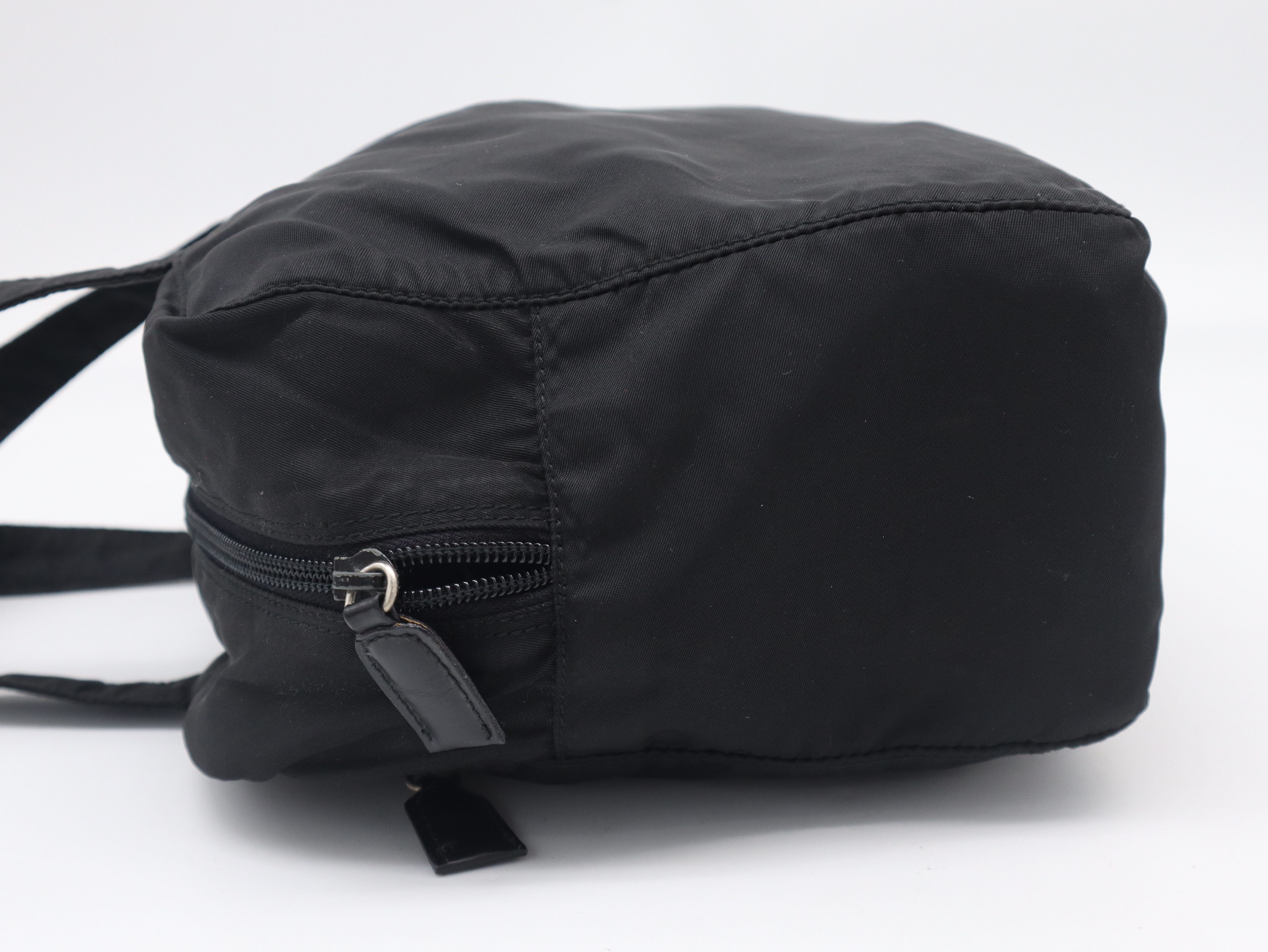 B8993 Nylon Handbag, Black — view 3