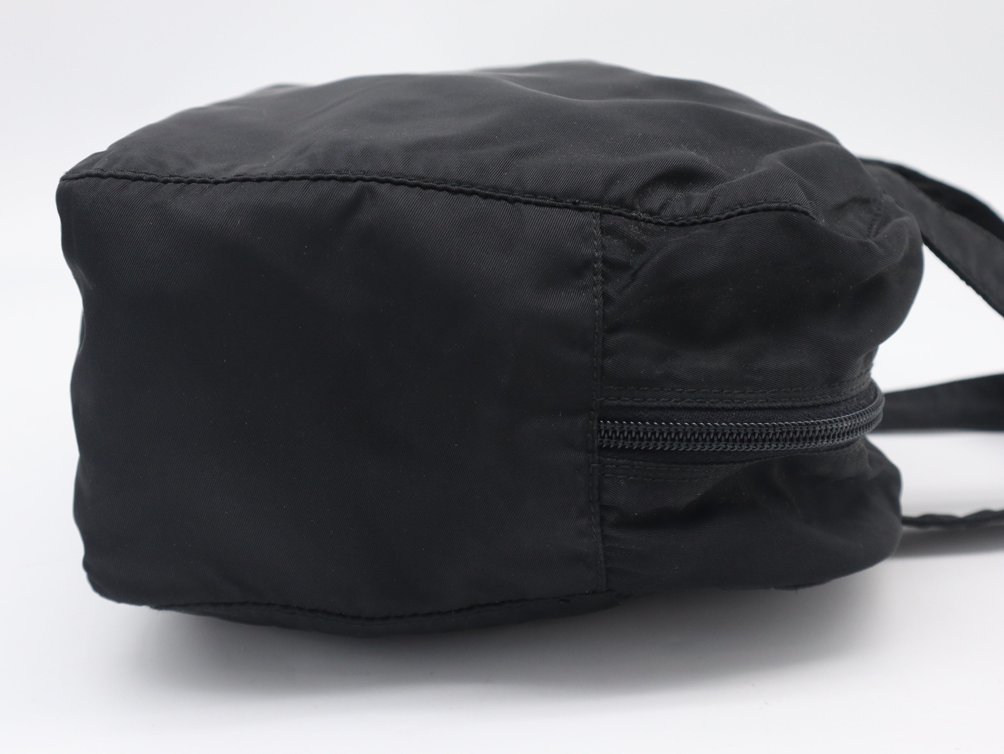 B8993 Nylon Handbag, Black — view 4