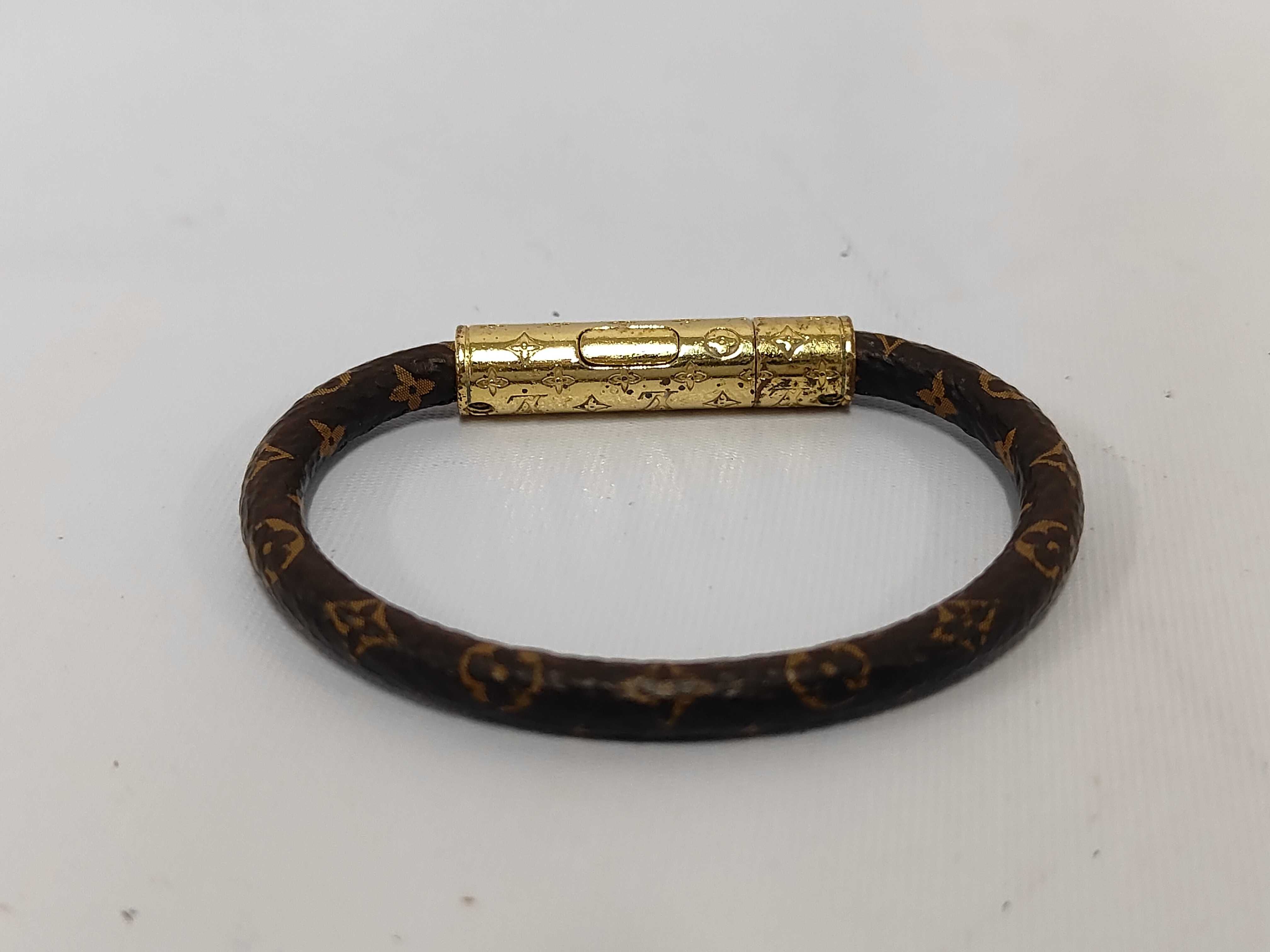 Monogram Bracelet LV Confidential M6334 Bracelet/Bangle — view 4
