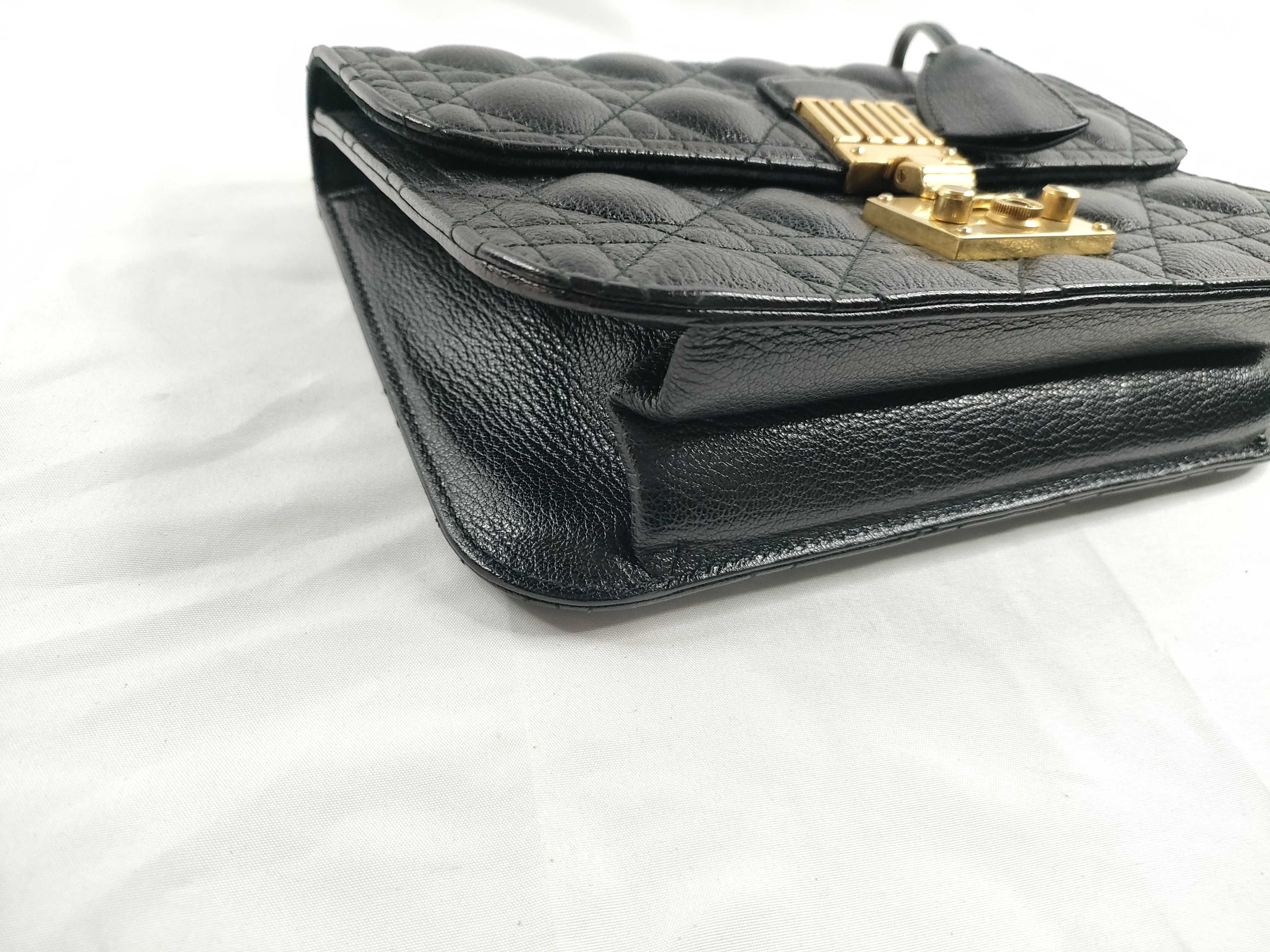 Cannage Shoulder Bag, Leather, 09-BO-0128, Black, with Key/Clochette, B, Black Shoulder Bag — view 3