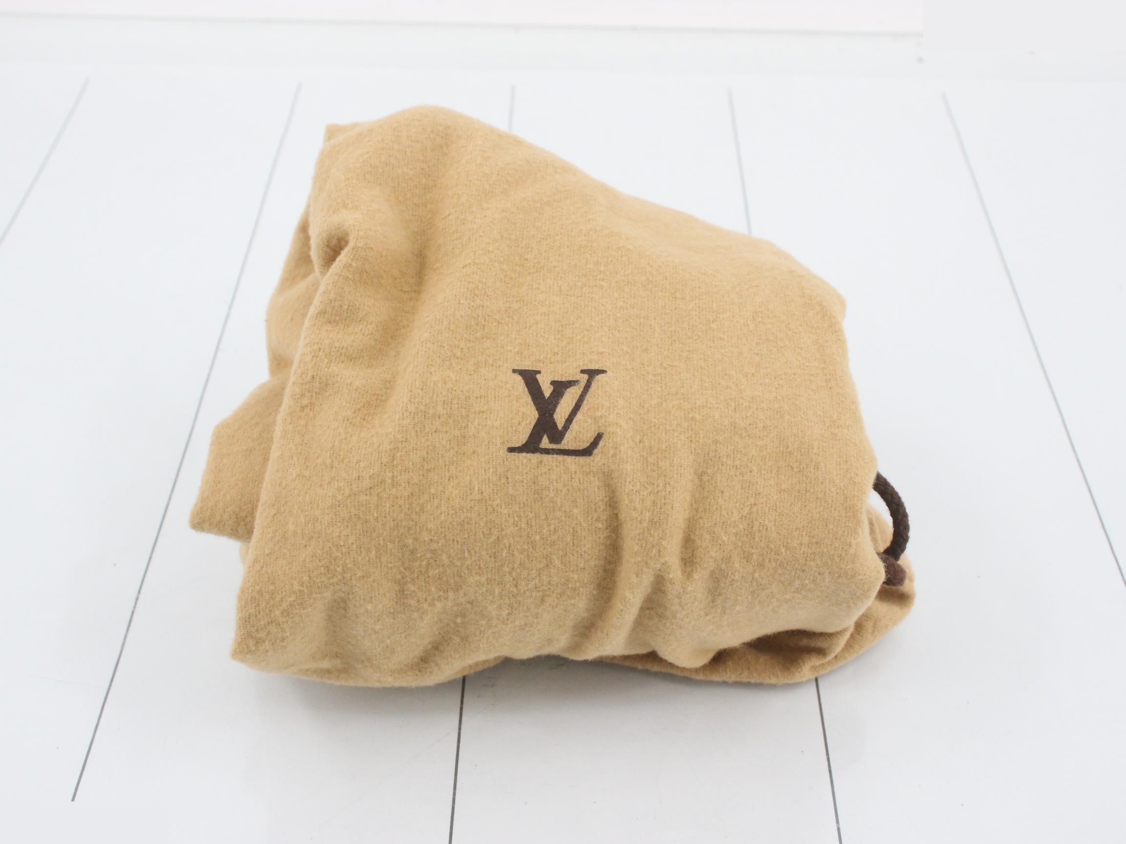 Monogram Looping MM Shoulder Bag — view 7