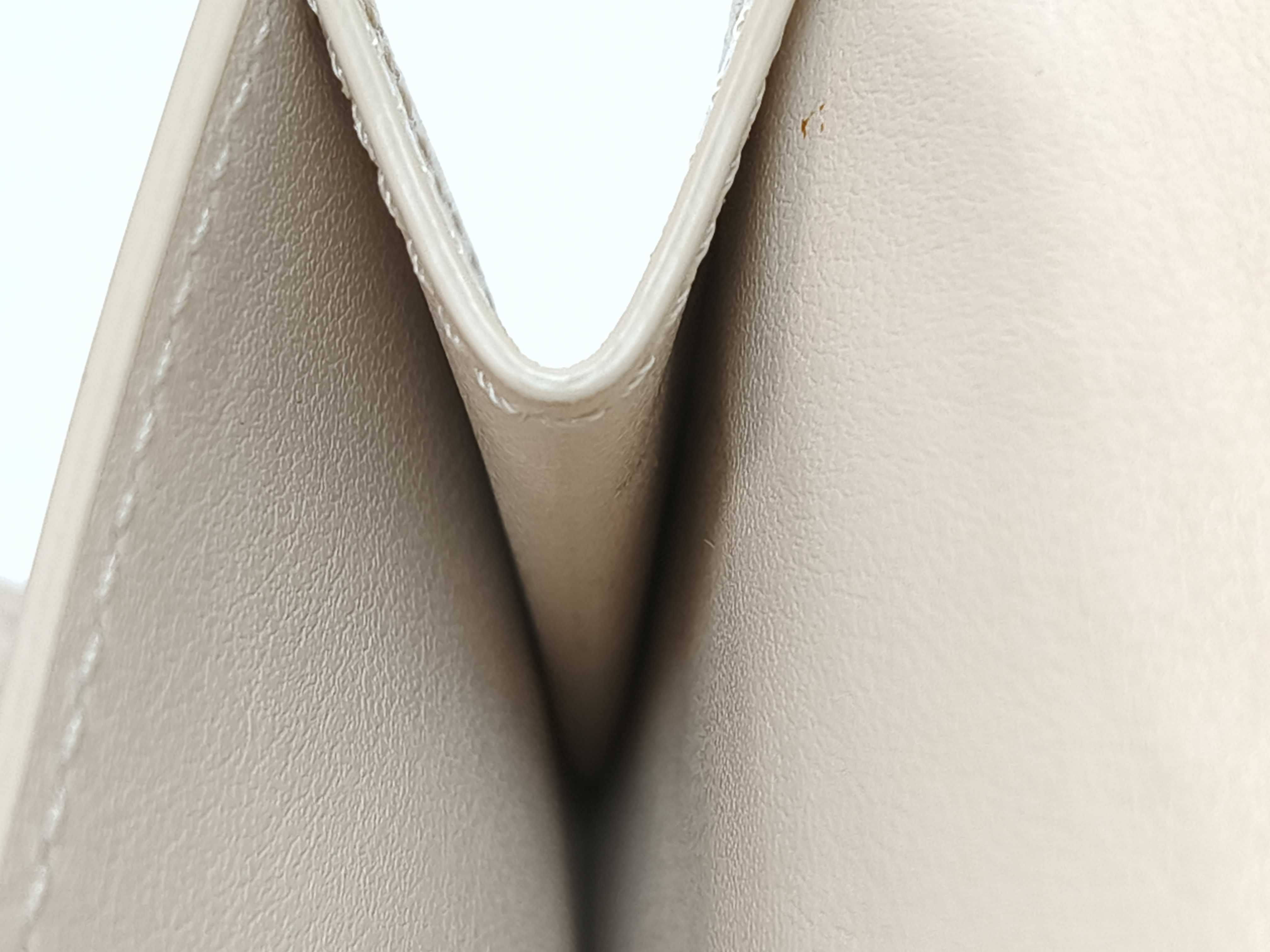Tri-fold Wallet Leather Beige — view 8