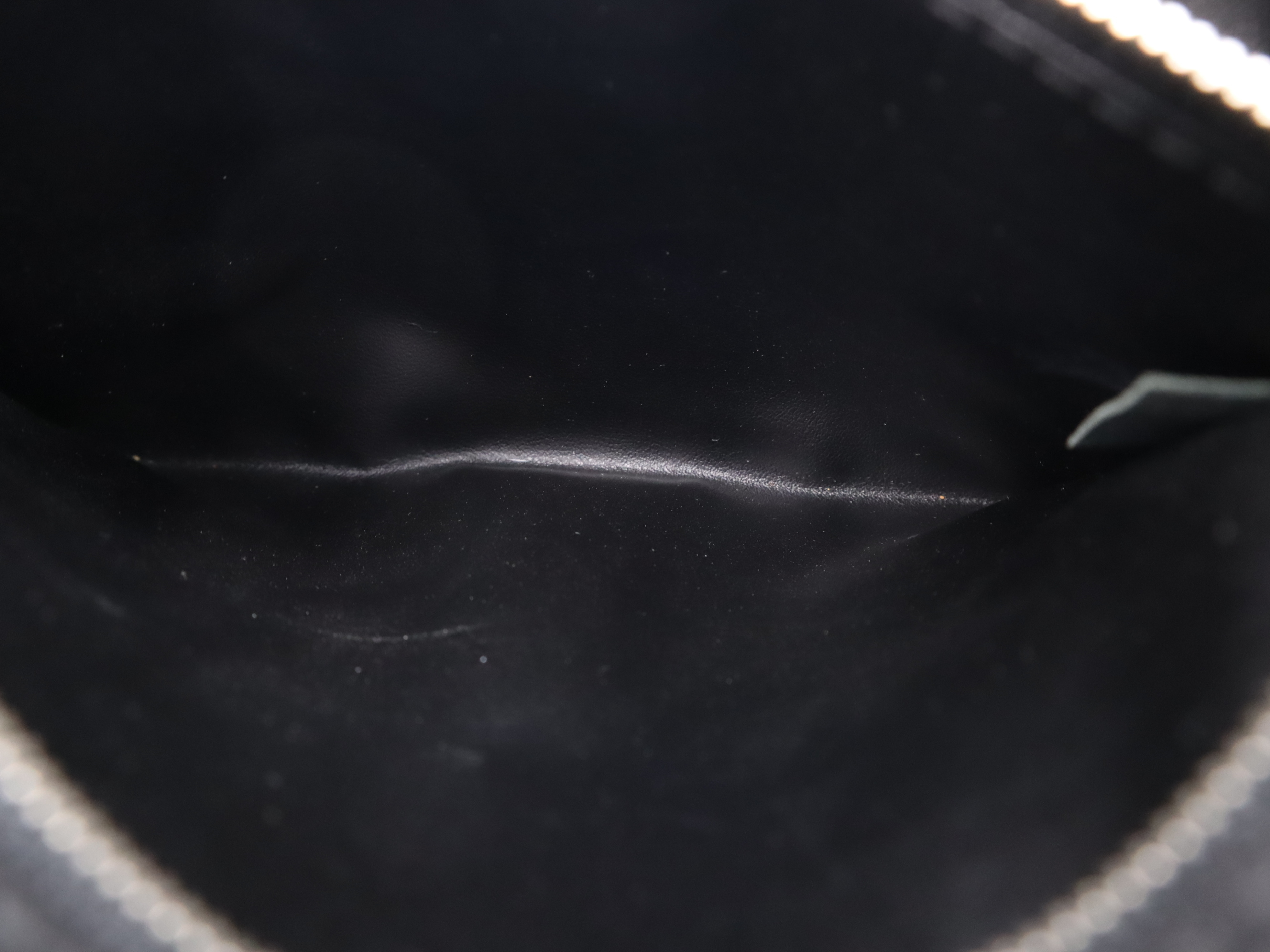N47625 Graphite Toilette Pouch — view 11