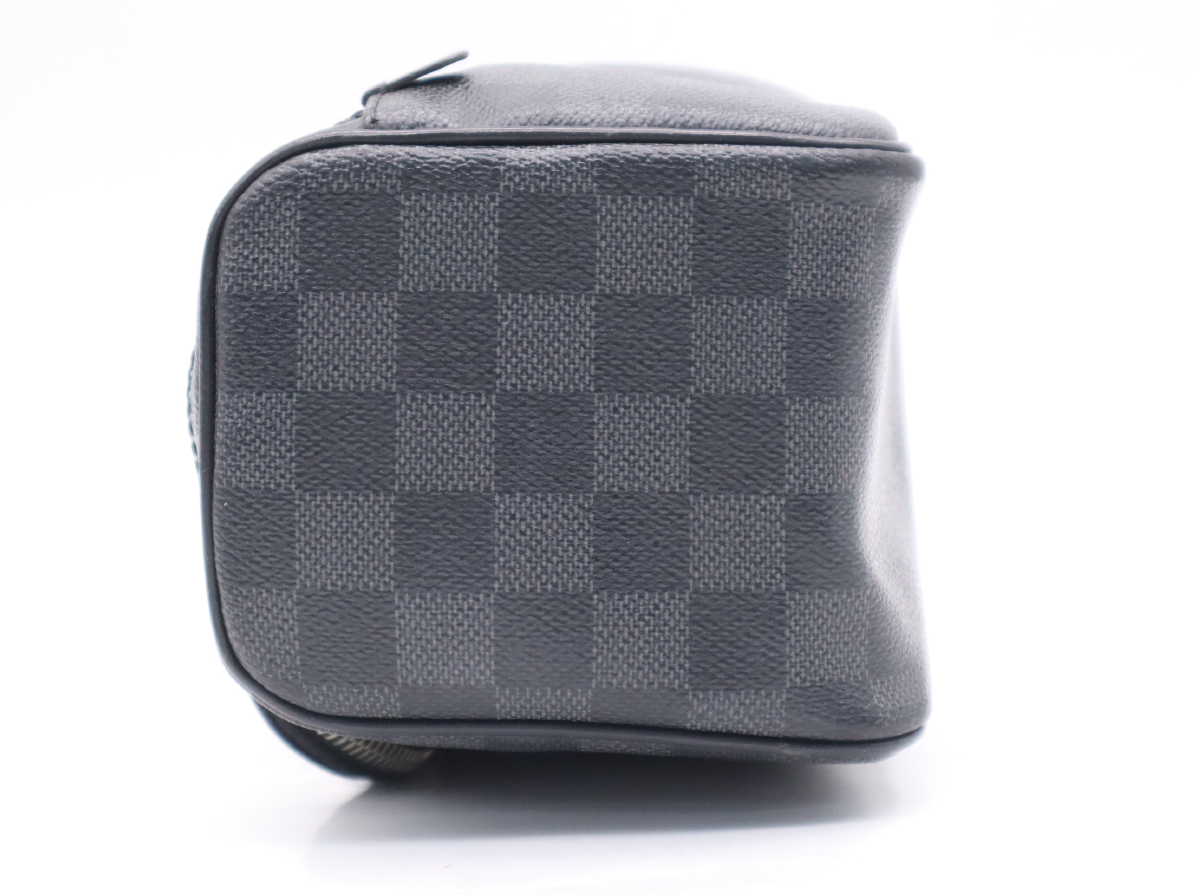 N47625 Graphite Toilette Pouch — view 3