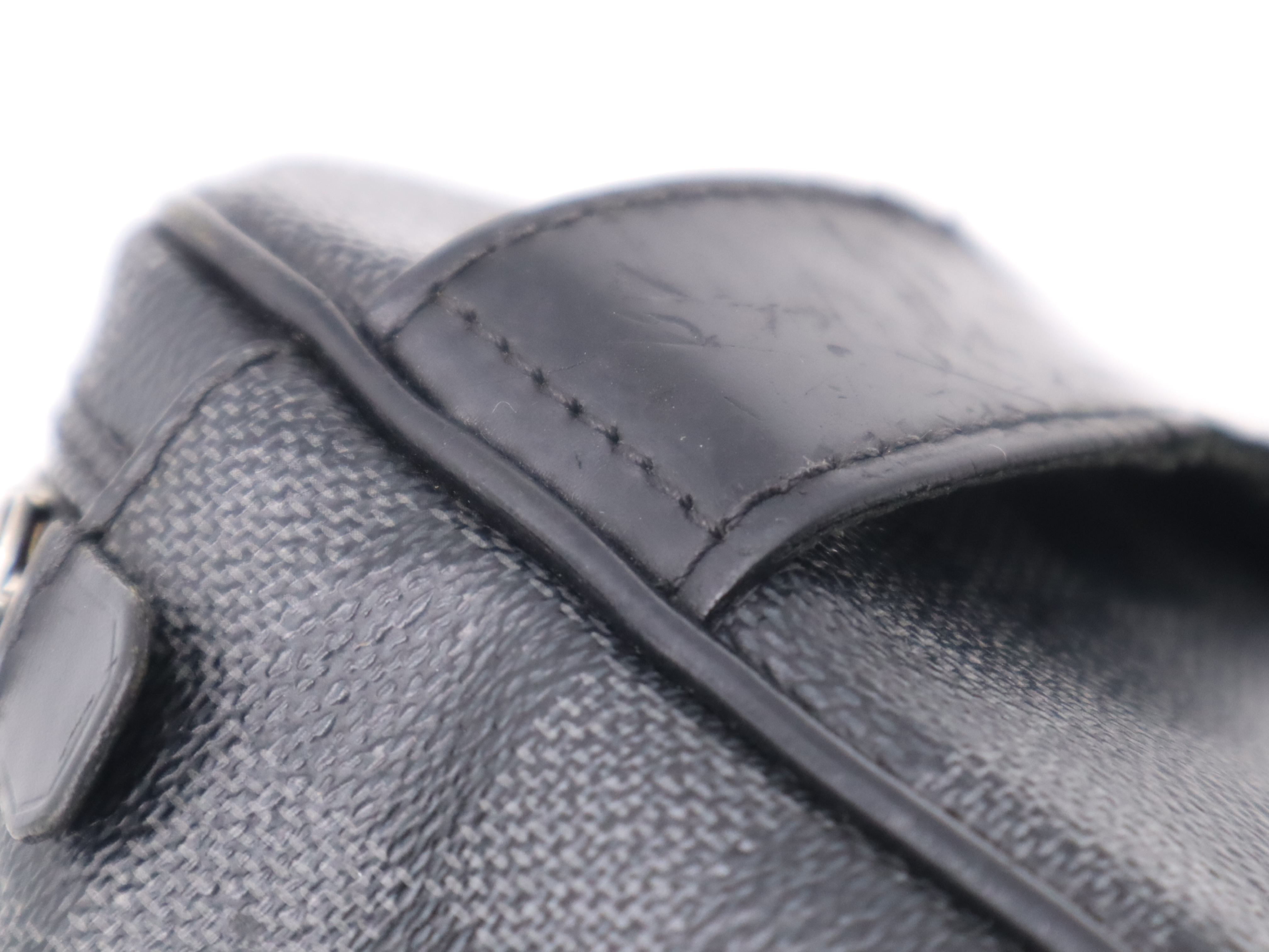 N47625 Graphite Toilette Pouch — view 7