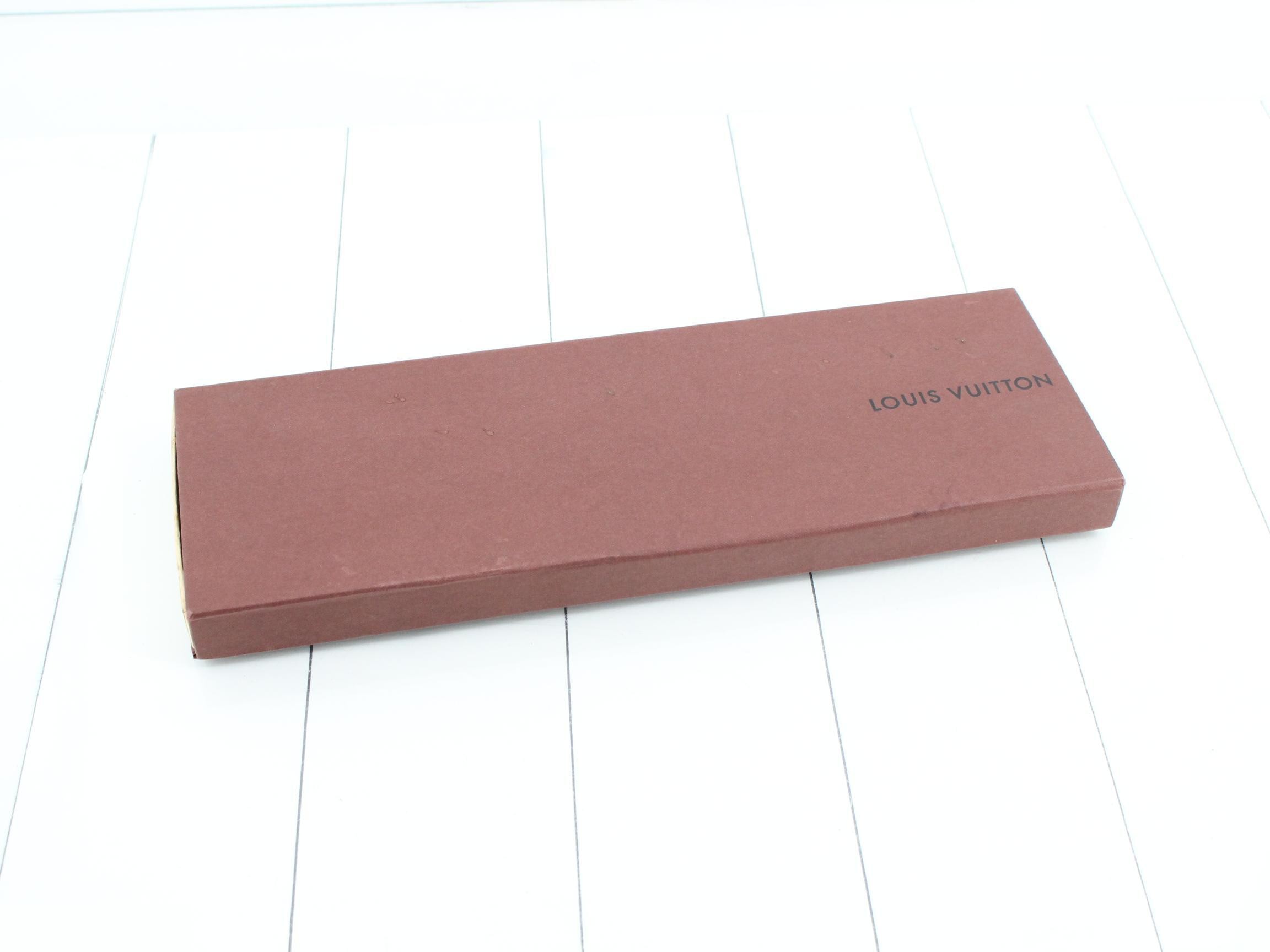 tie — view 4