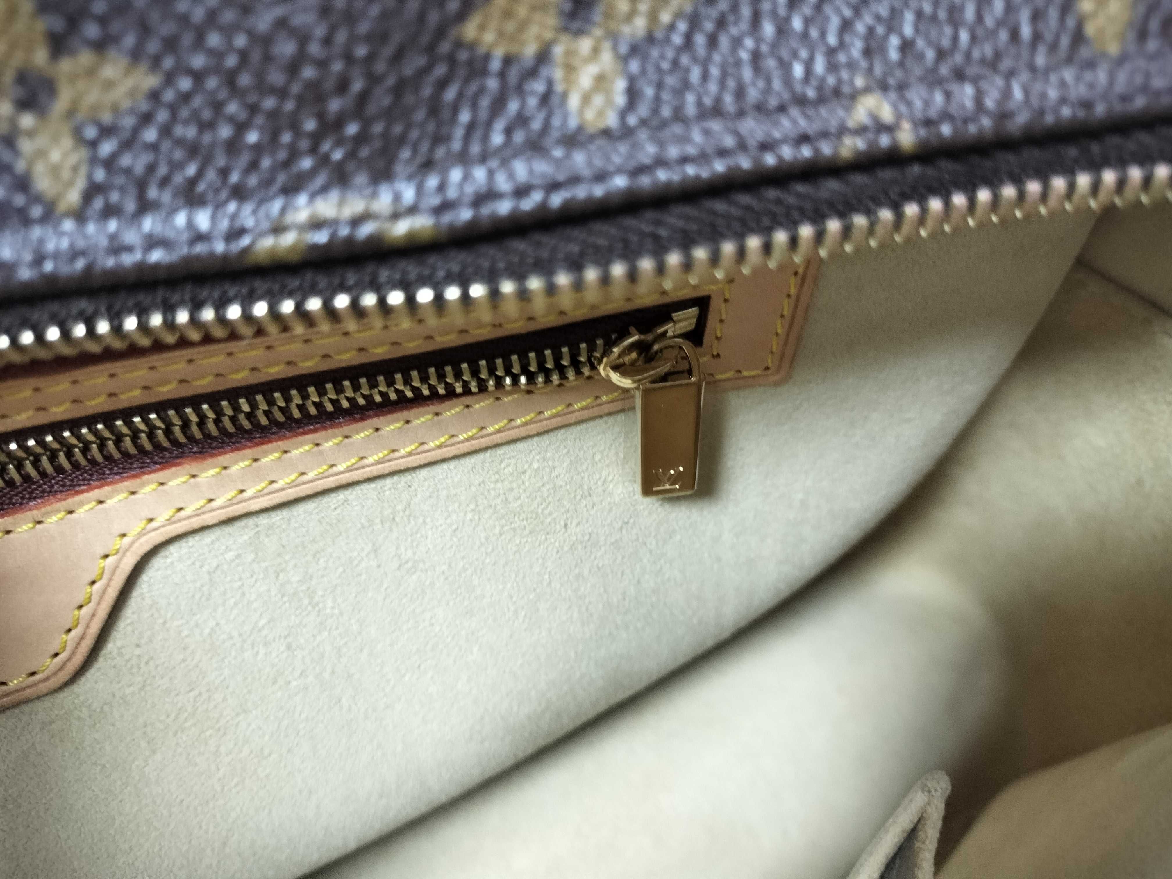 Monogram Cite GM M51181 Shoulder Bag — view 12