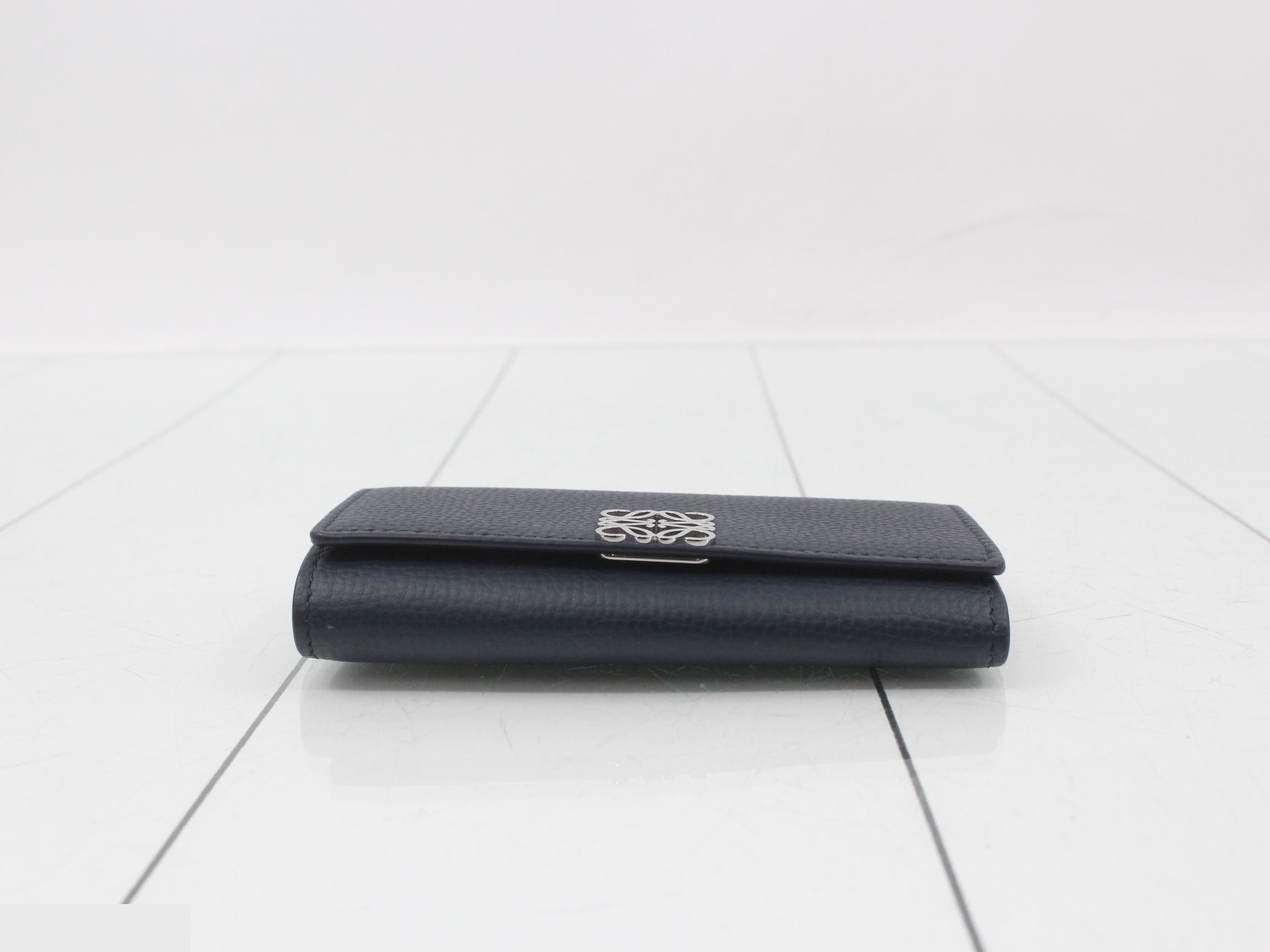 Six-key case, Anagram design, black, calfskin — view 3