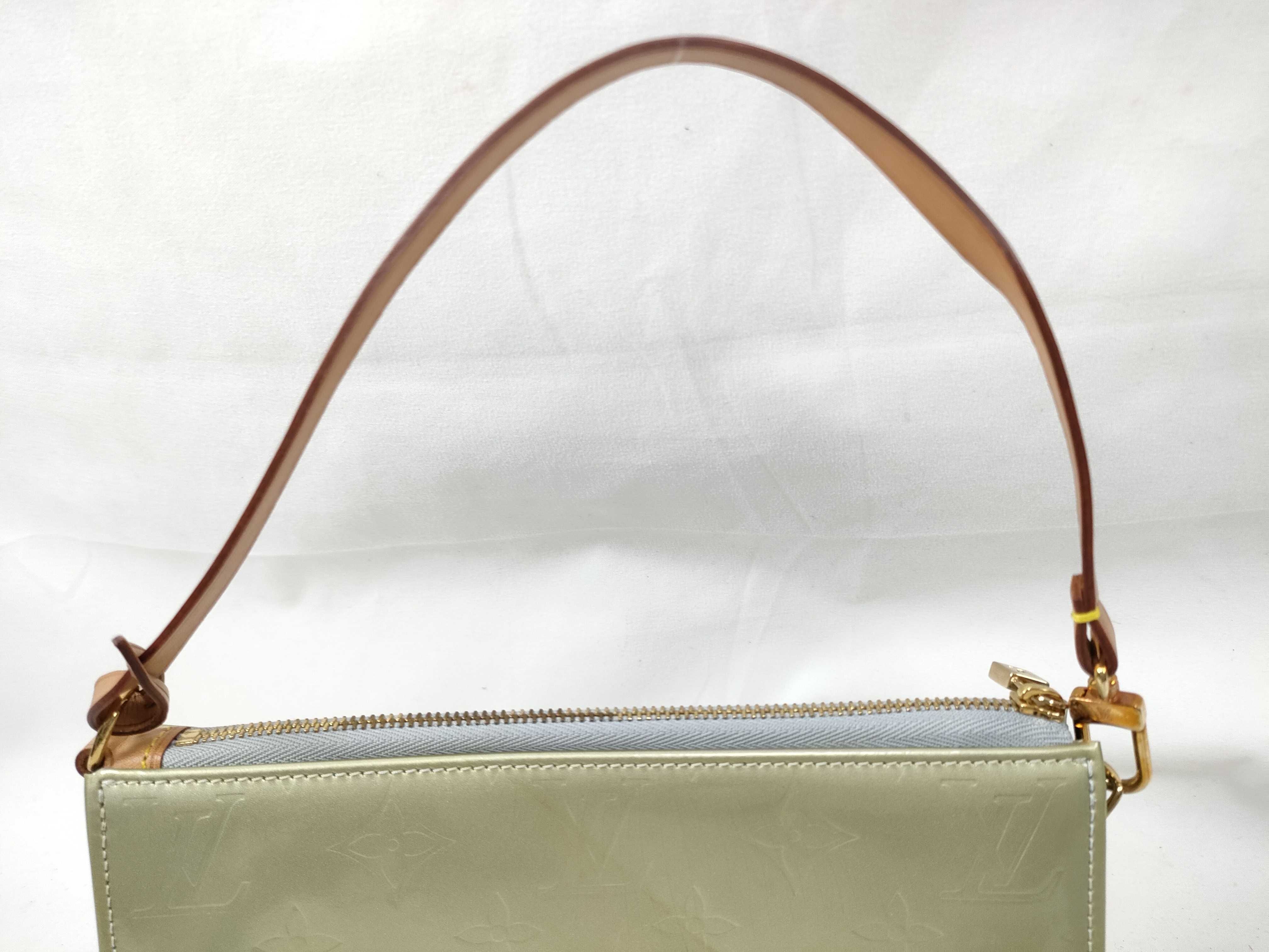 Vernis Louis Vuitton Green Monogram Vernis Lexington M91056 Handbag — view 3
