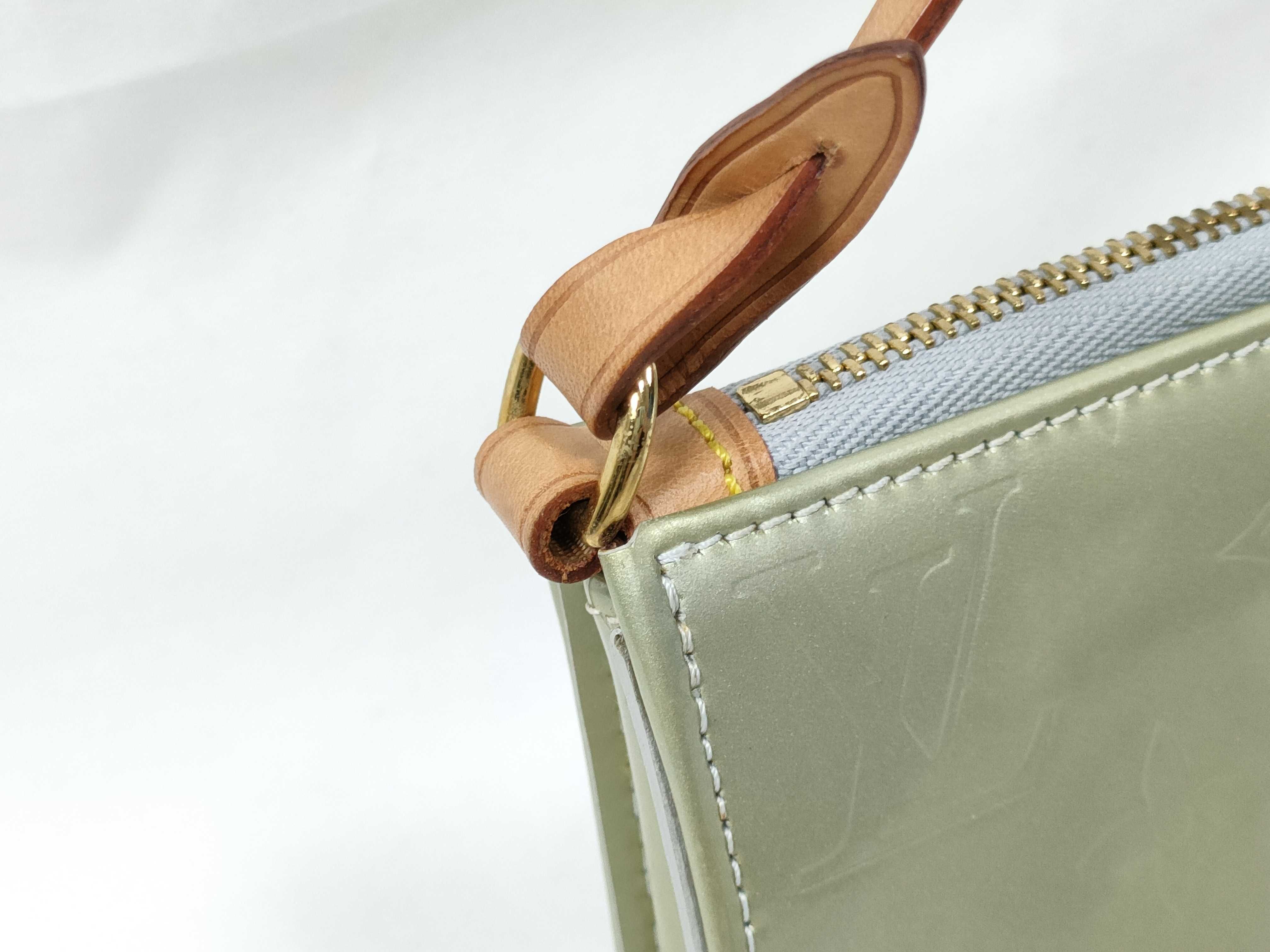 Vernis Louis Vuitton Green Monogram Vernis Lexington M91056 Handbag — view 5
