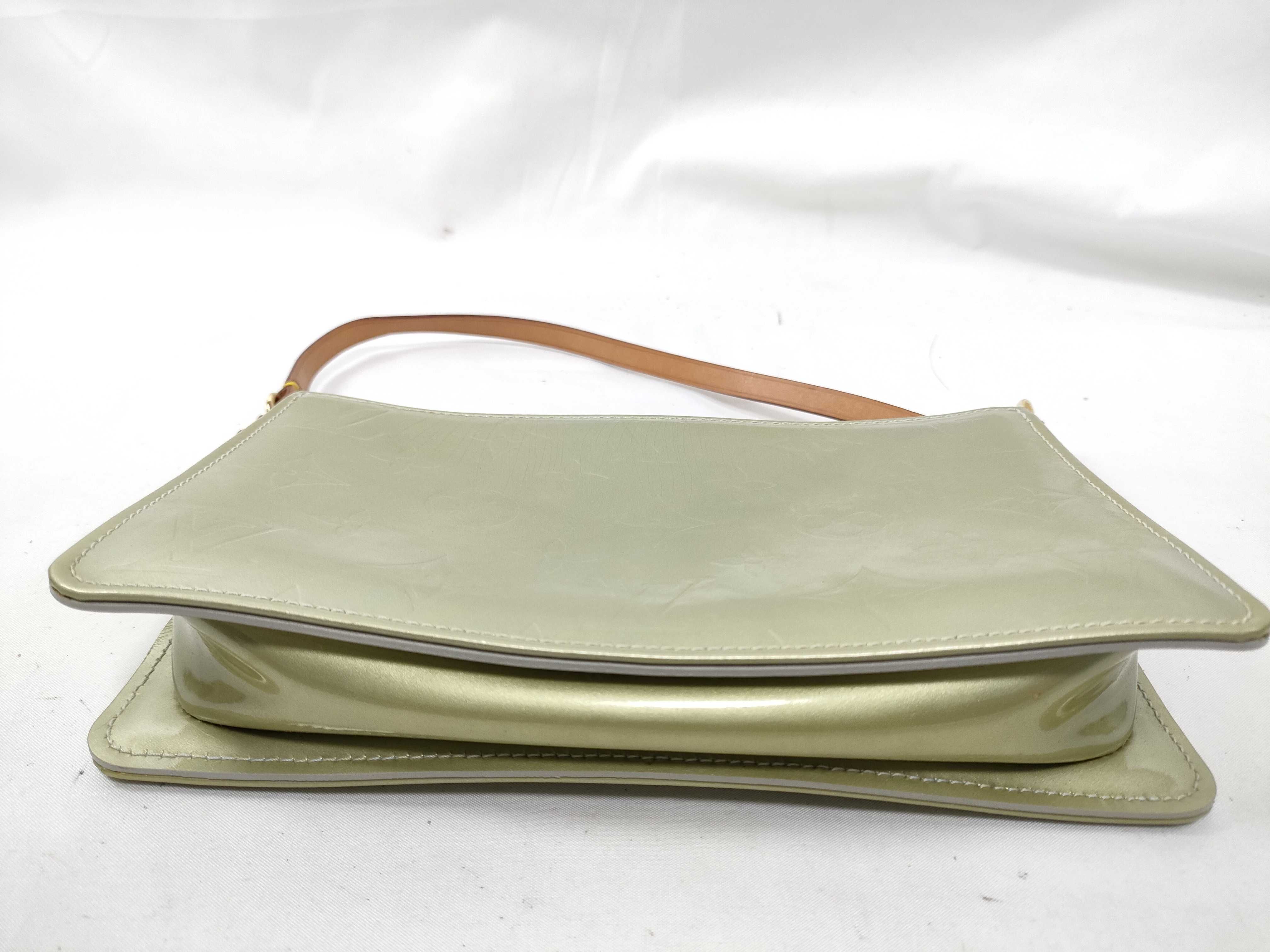 Vernis Louis Vuitton Green Monogram Vernis Lexington M91056 Handbag — view 8