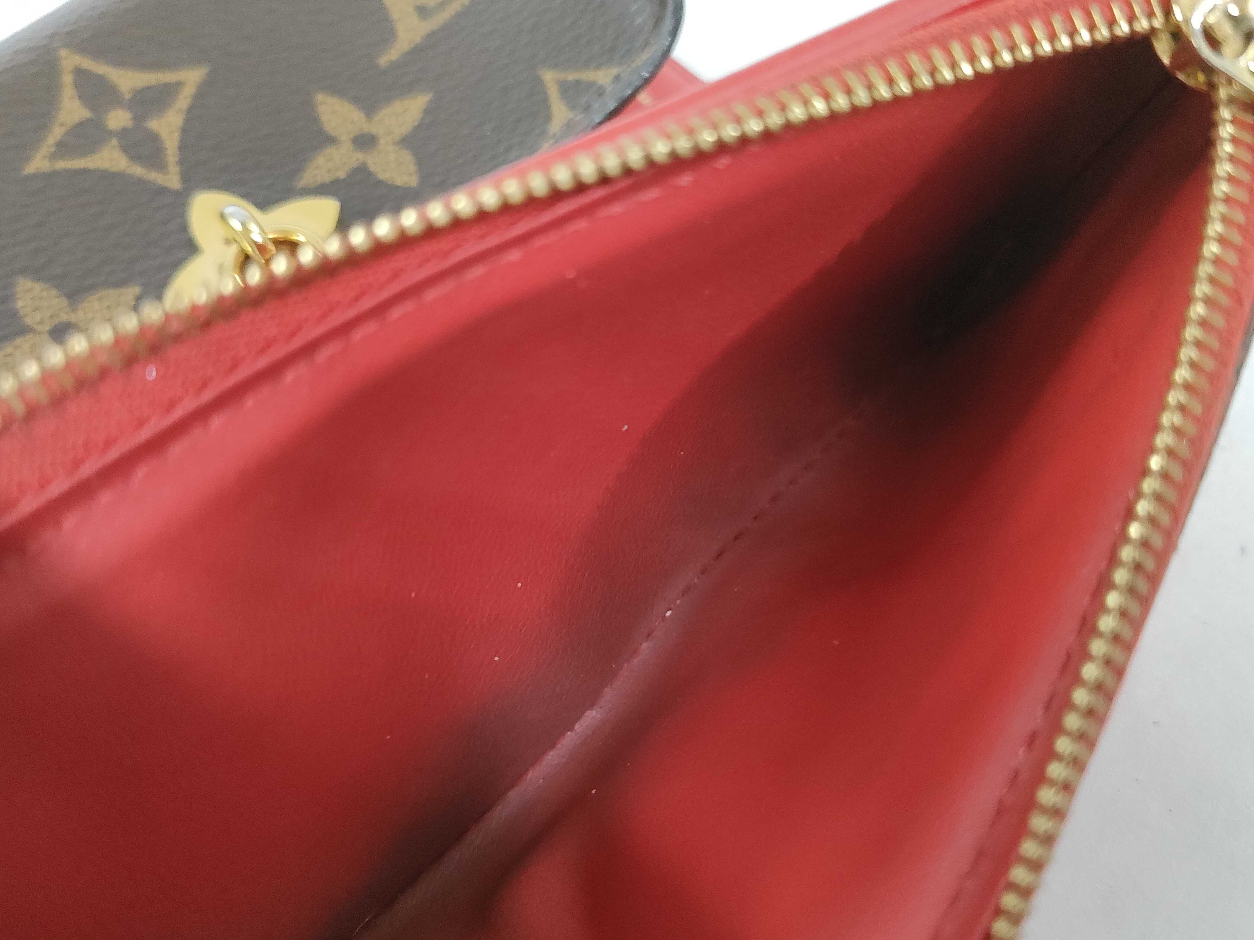 Monogram LV Wallet M62567 — view 10