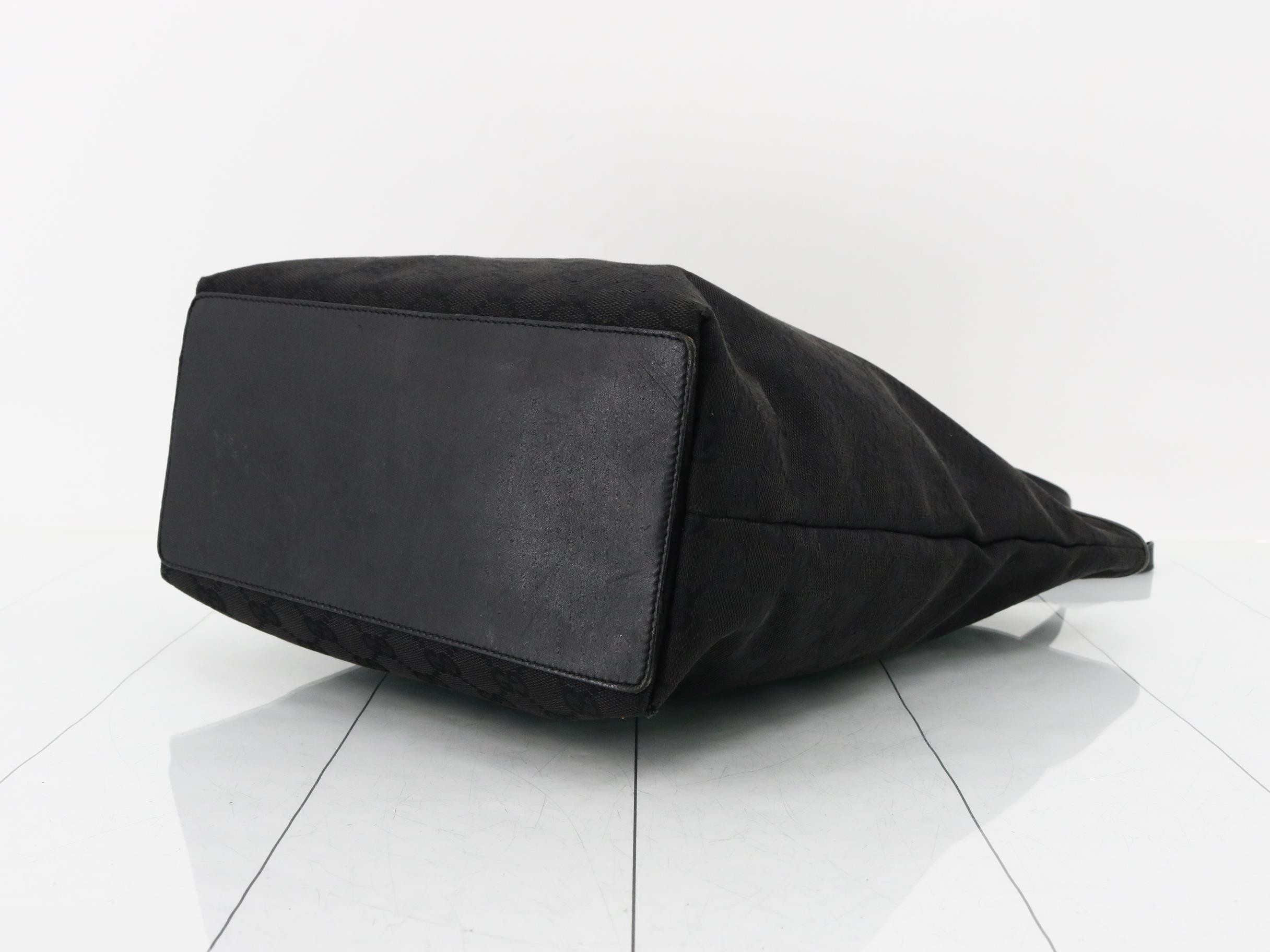 GG Canvas Shoulder Bag, Noir (Black), 31243, 1705 — view 6