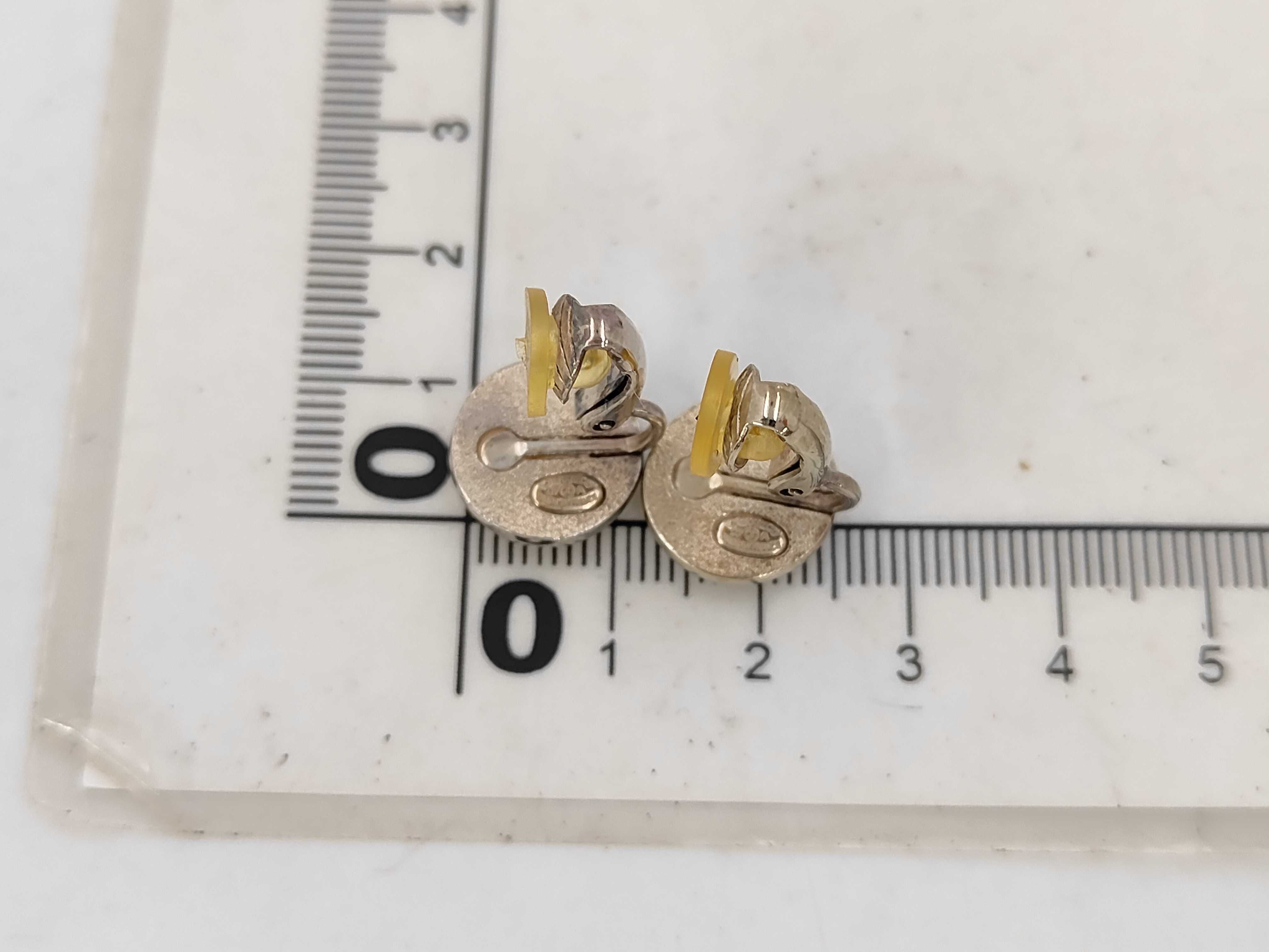 earrings — view 6