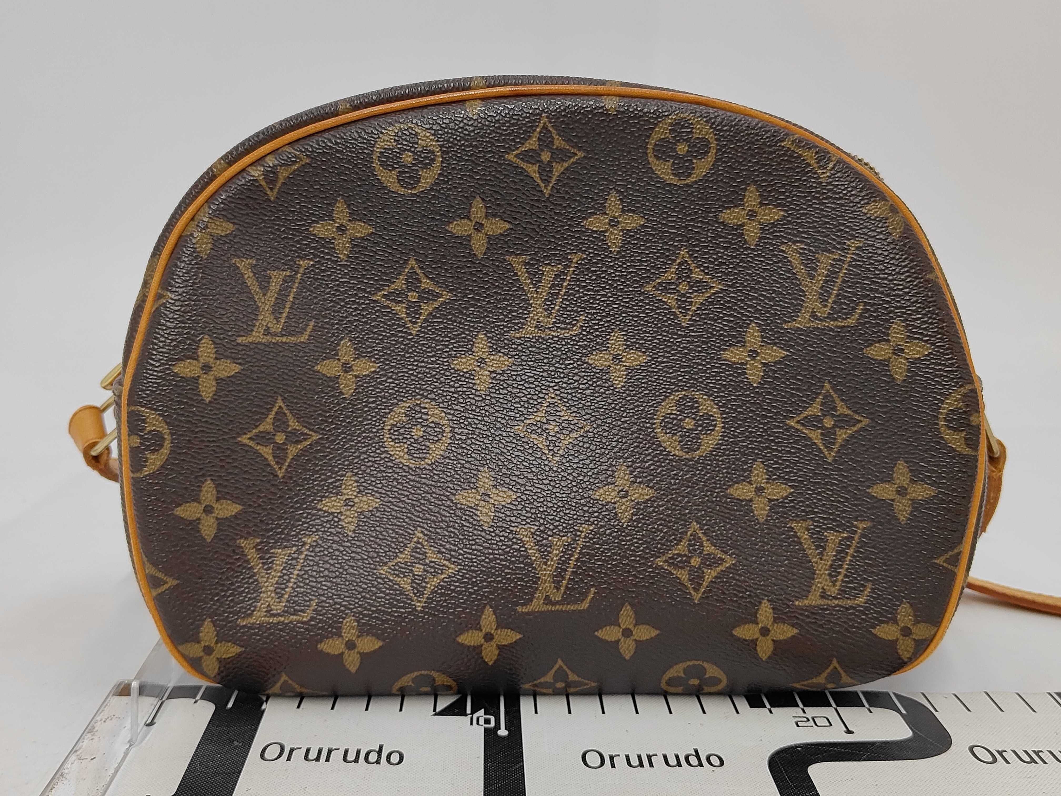 Monogram Louis Vuitton Blois Shoulder Bag Monogram M51221 Shoulder Bag — view 2
