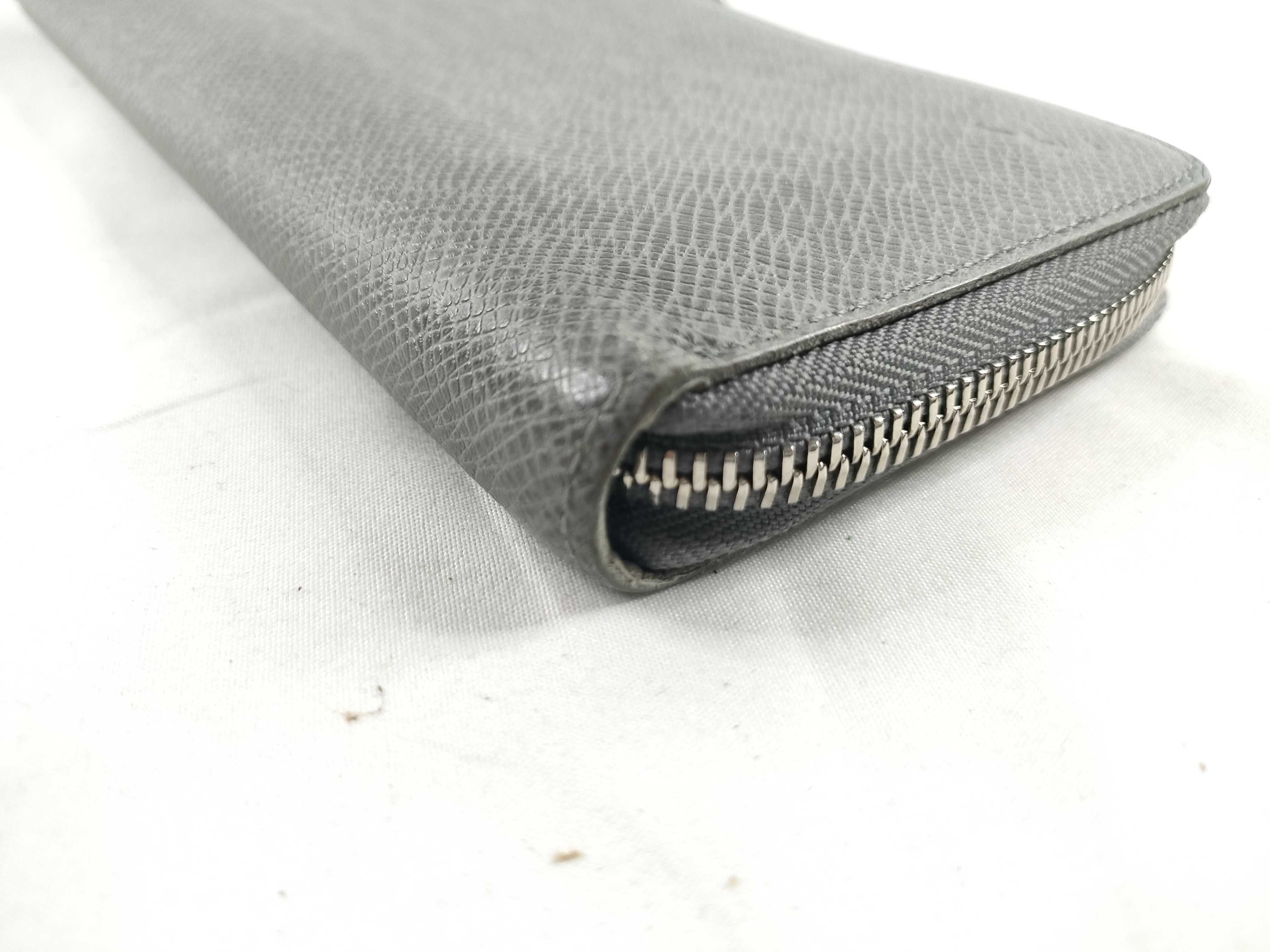 Taiga Louis Vuitton Zippy Wallet Vertical Wallet — view 3