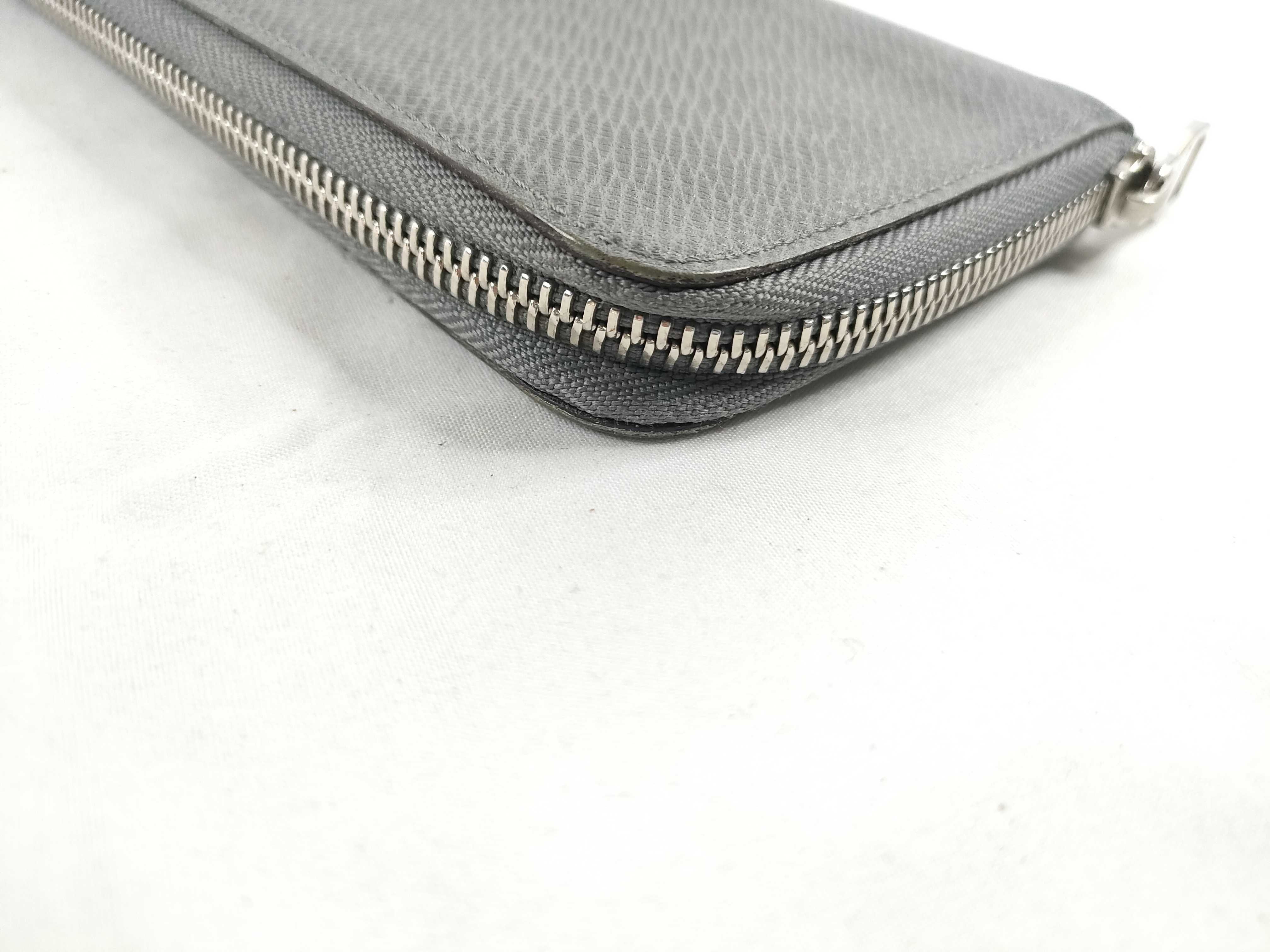 Taiga Louis Vuitton Zippy Wallet Vertical Wallet — view 4