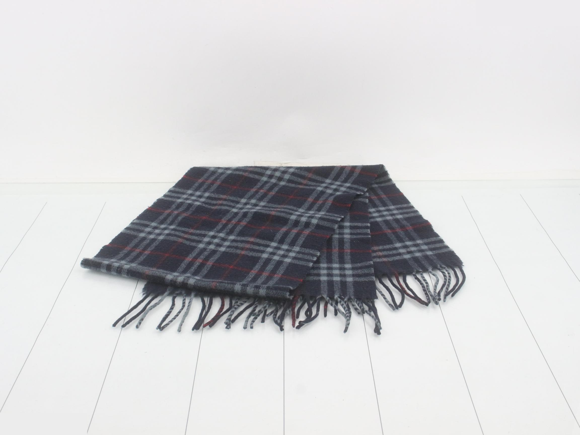 Nova Check Scarf, 100% Wool, Navy — view 3
