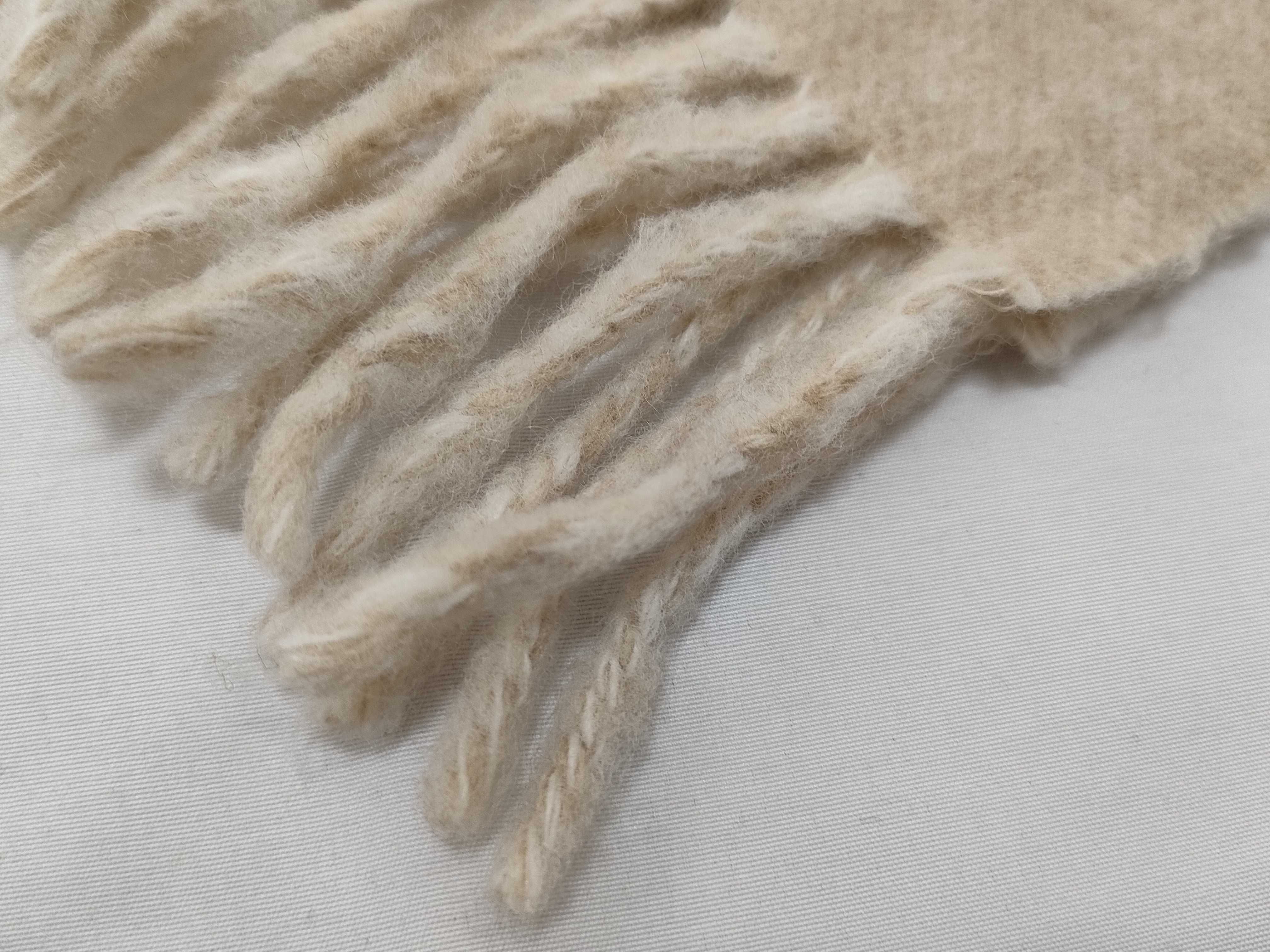 Anagram Scarf and other accessories — view 5