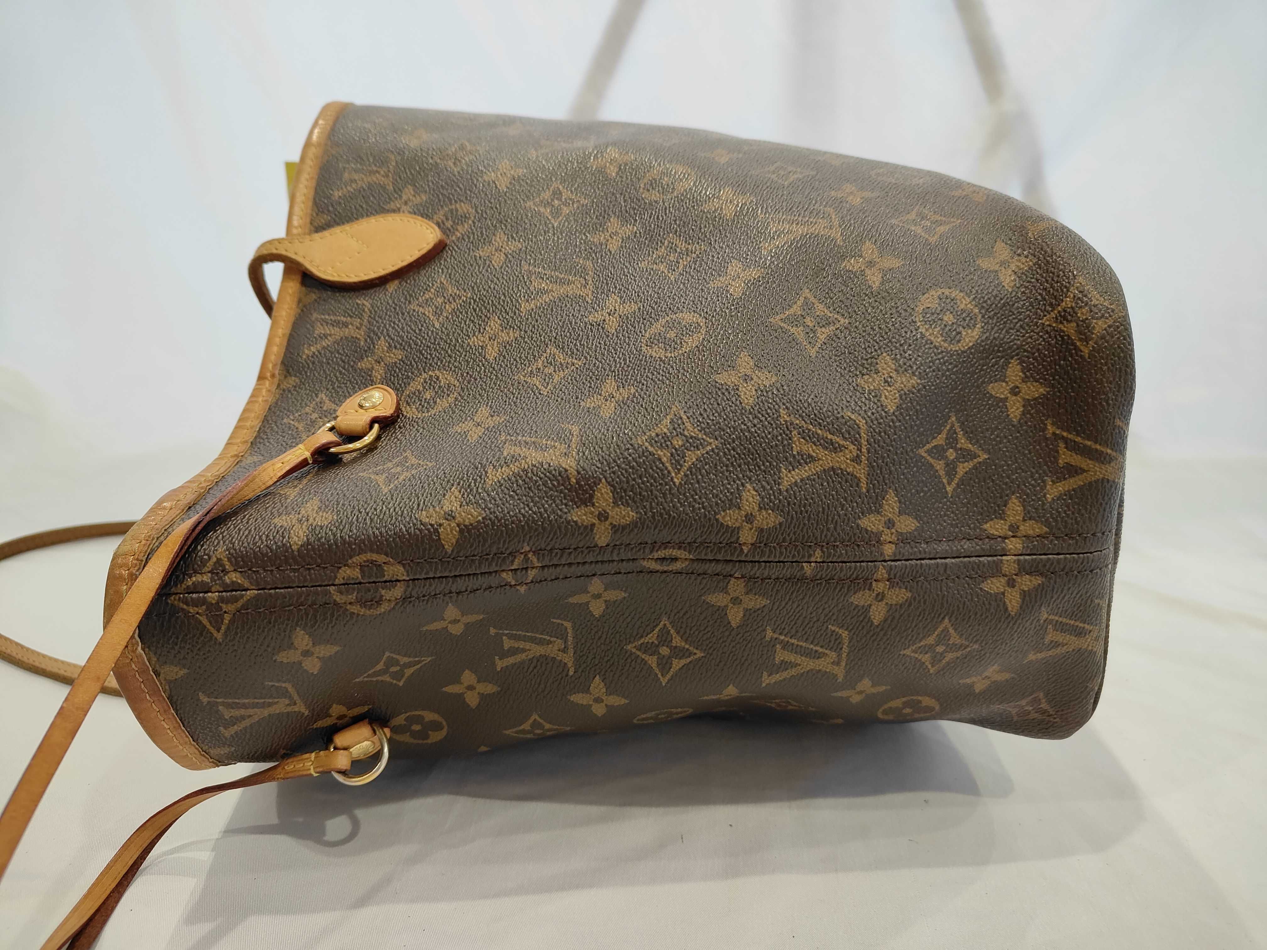 Monogram Neverfull MM Tote Bag with Pouch — view 5